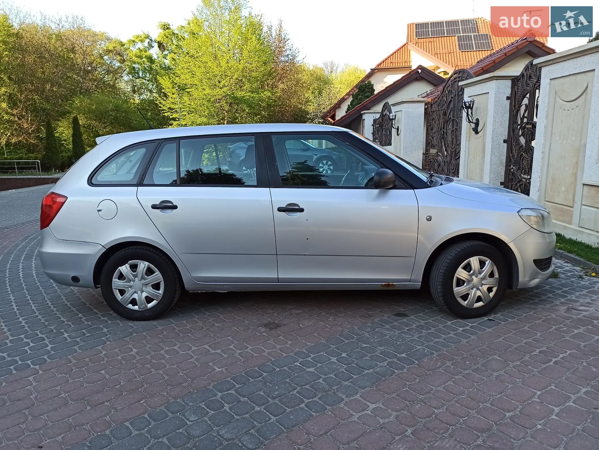2011 Skoda Fabia - мініатюра 5