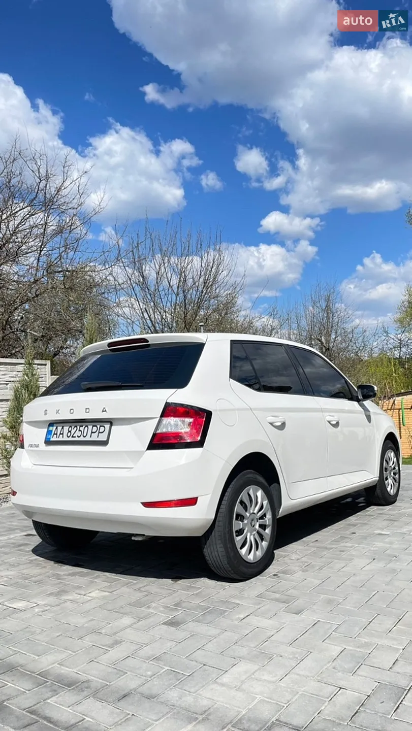 2019 Skoda Fabia - мініатюра 6