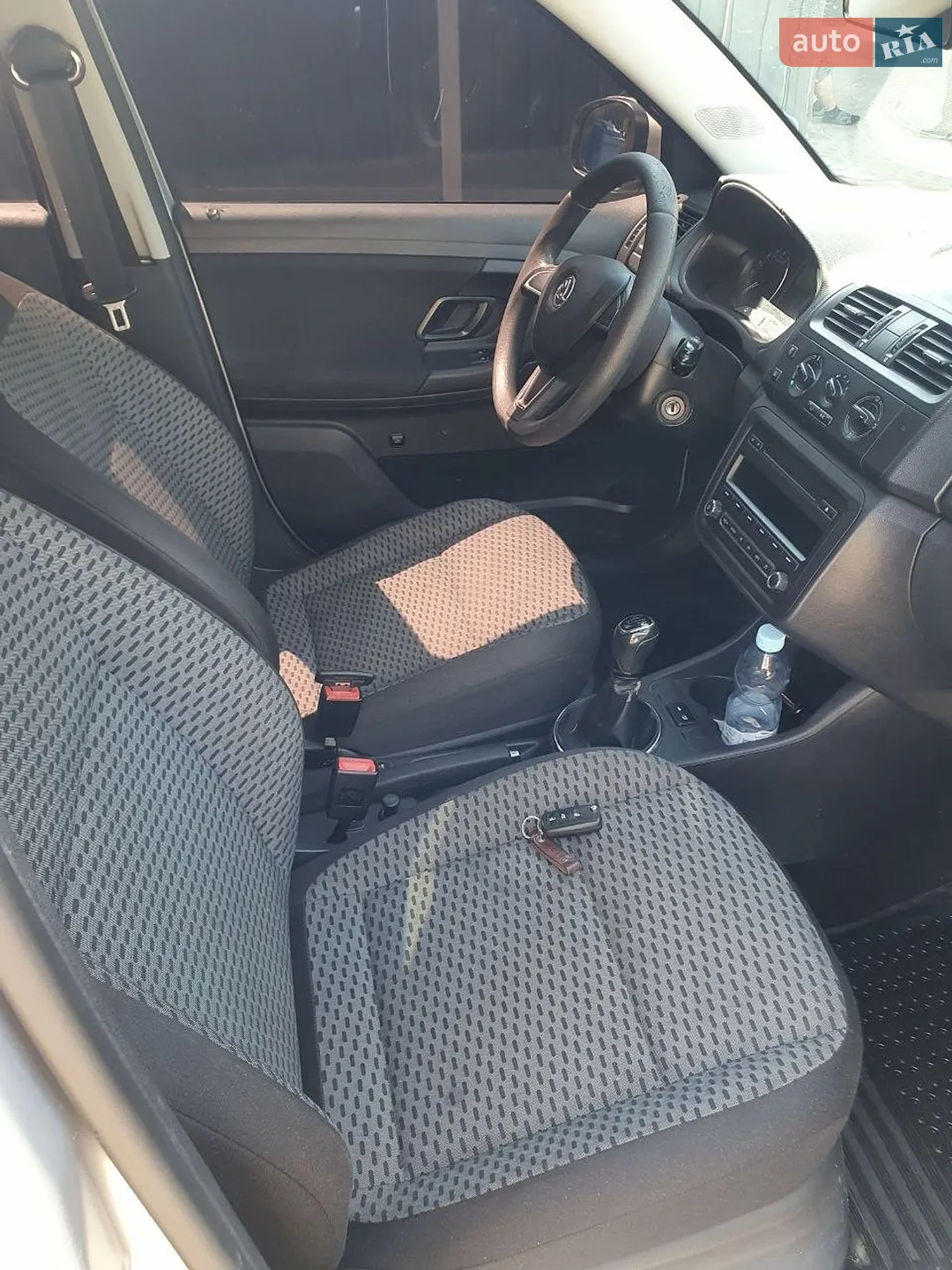 2014 Skoda Fabia - мініатюра 9