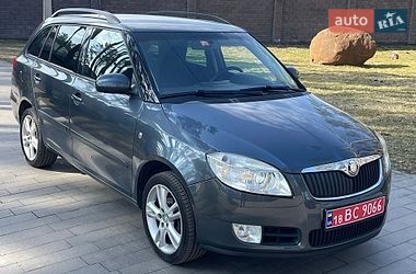 Универсал Skoda Fabia 2009 в Житомире