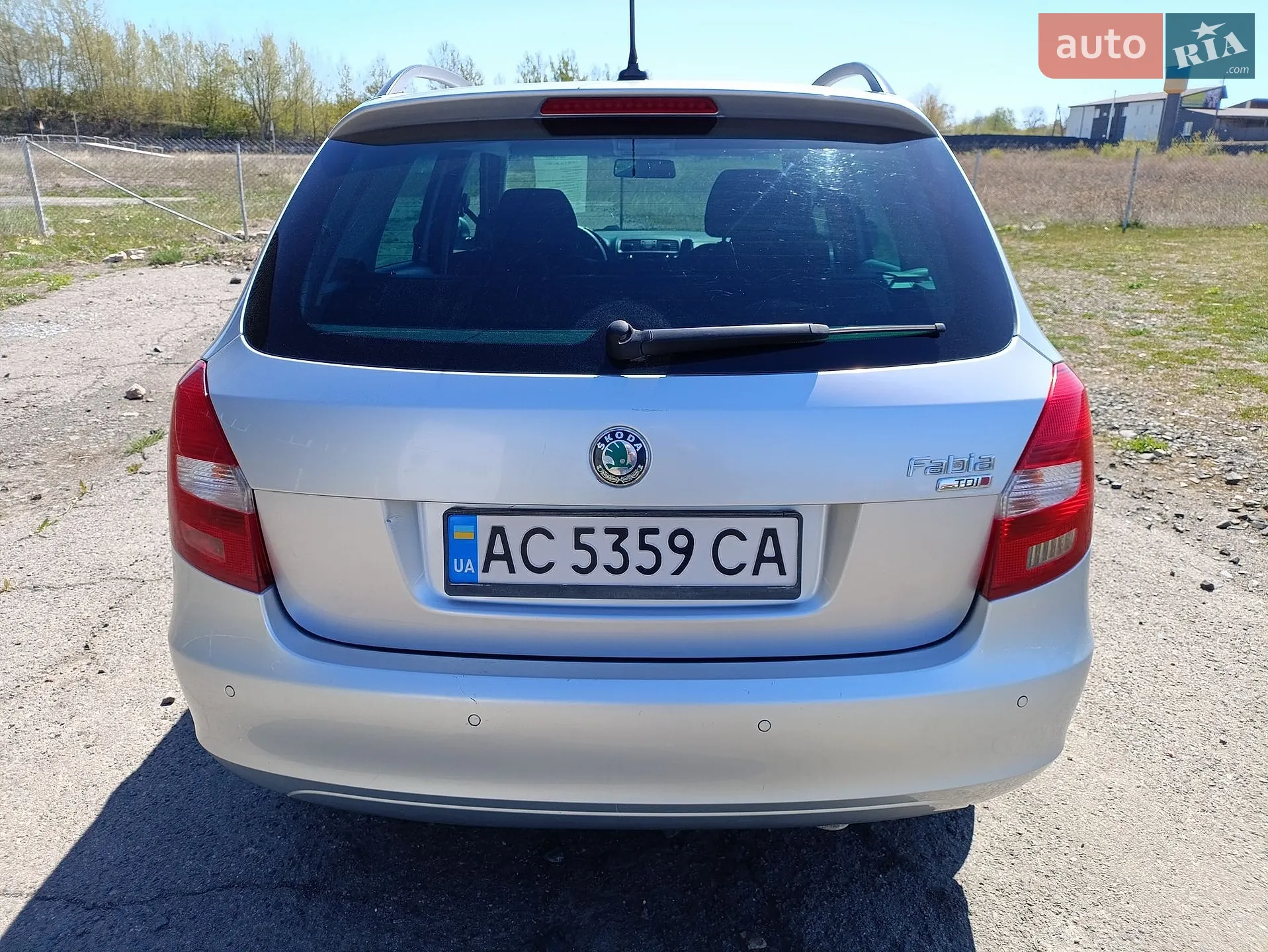 2011 Skoda Fabia - мініатюра 9