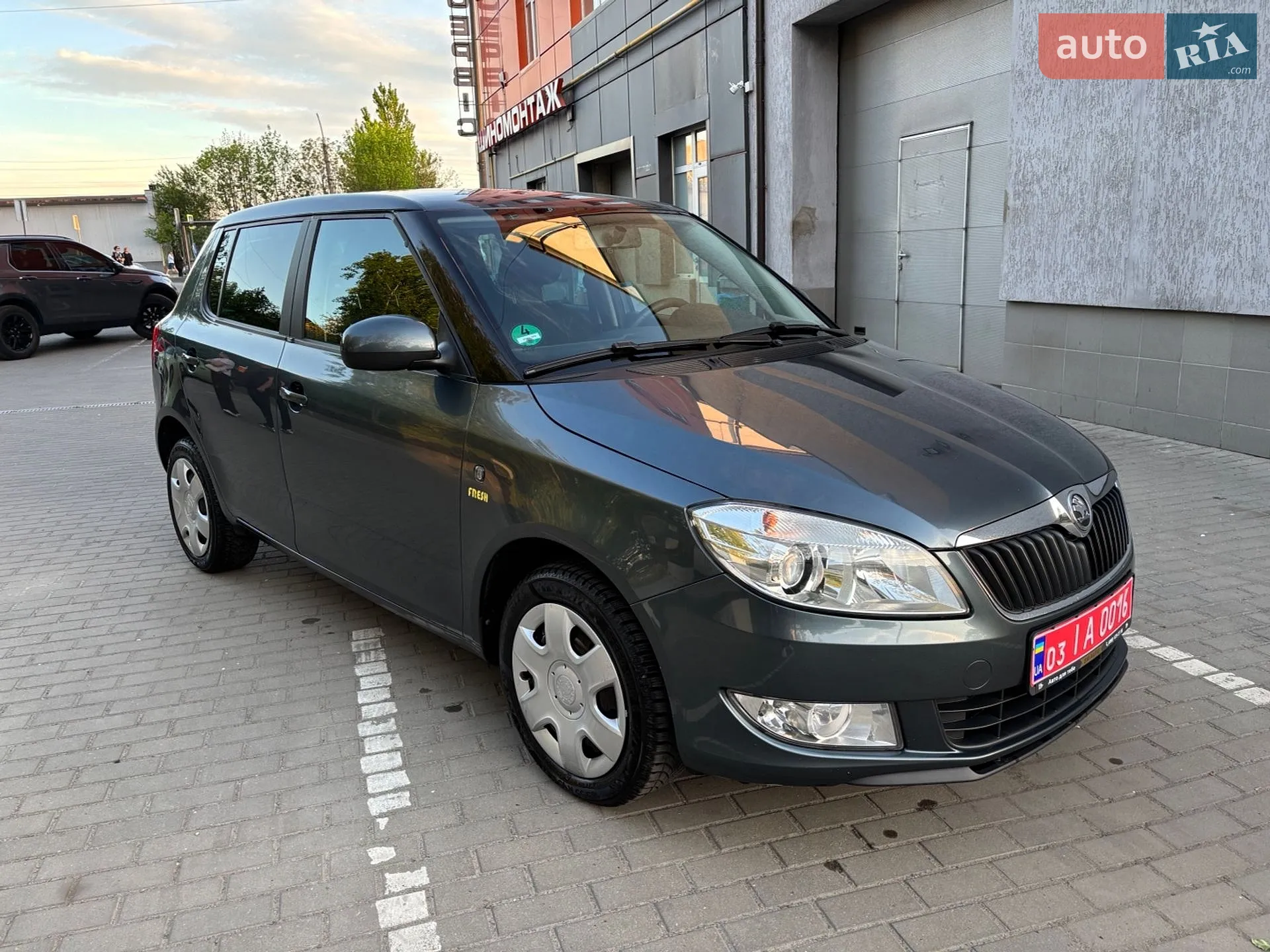 2014 Skoda Fabia - мініатюра 2