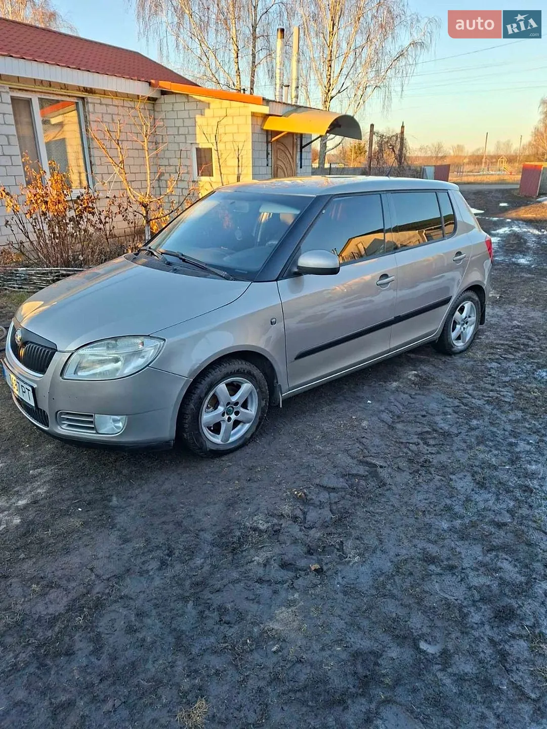 2010 Skoda Fabia - мініатюра 6