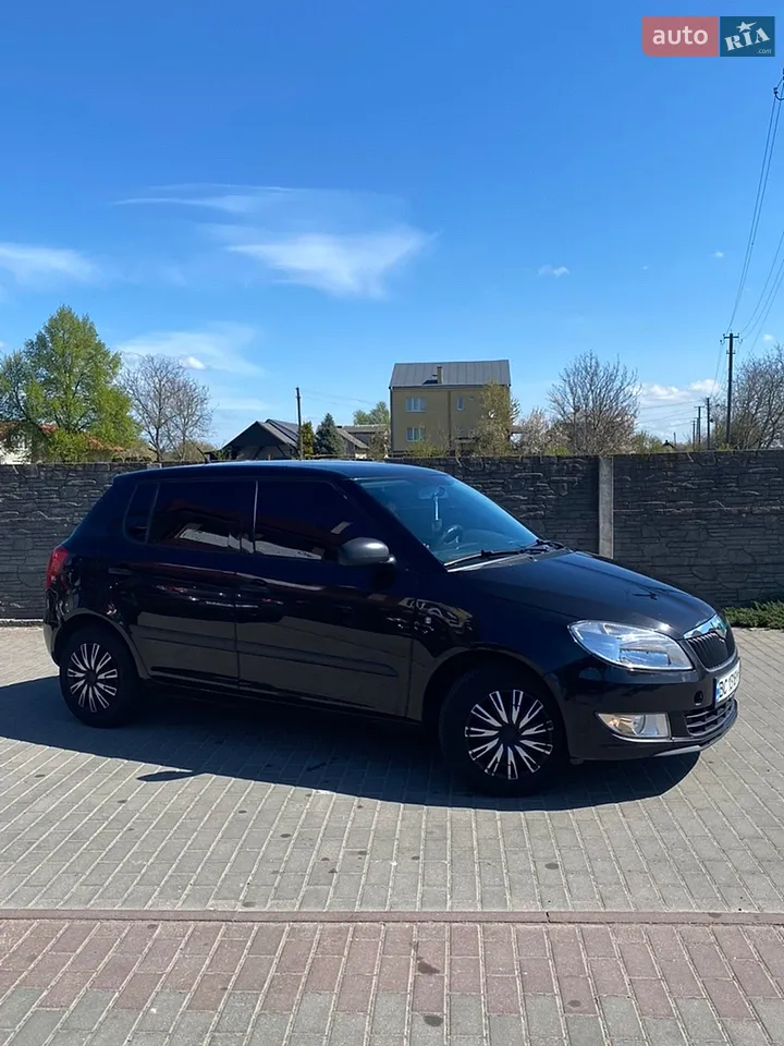 2011 Skoda Fabia - мініатюра 36