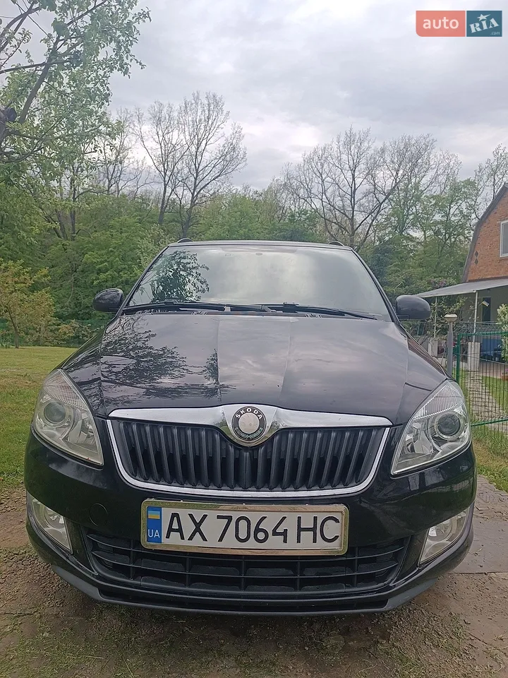 2010 Skoda Fabia - мініатюра 21