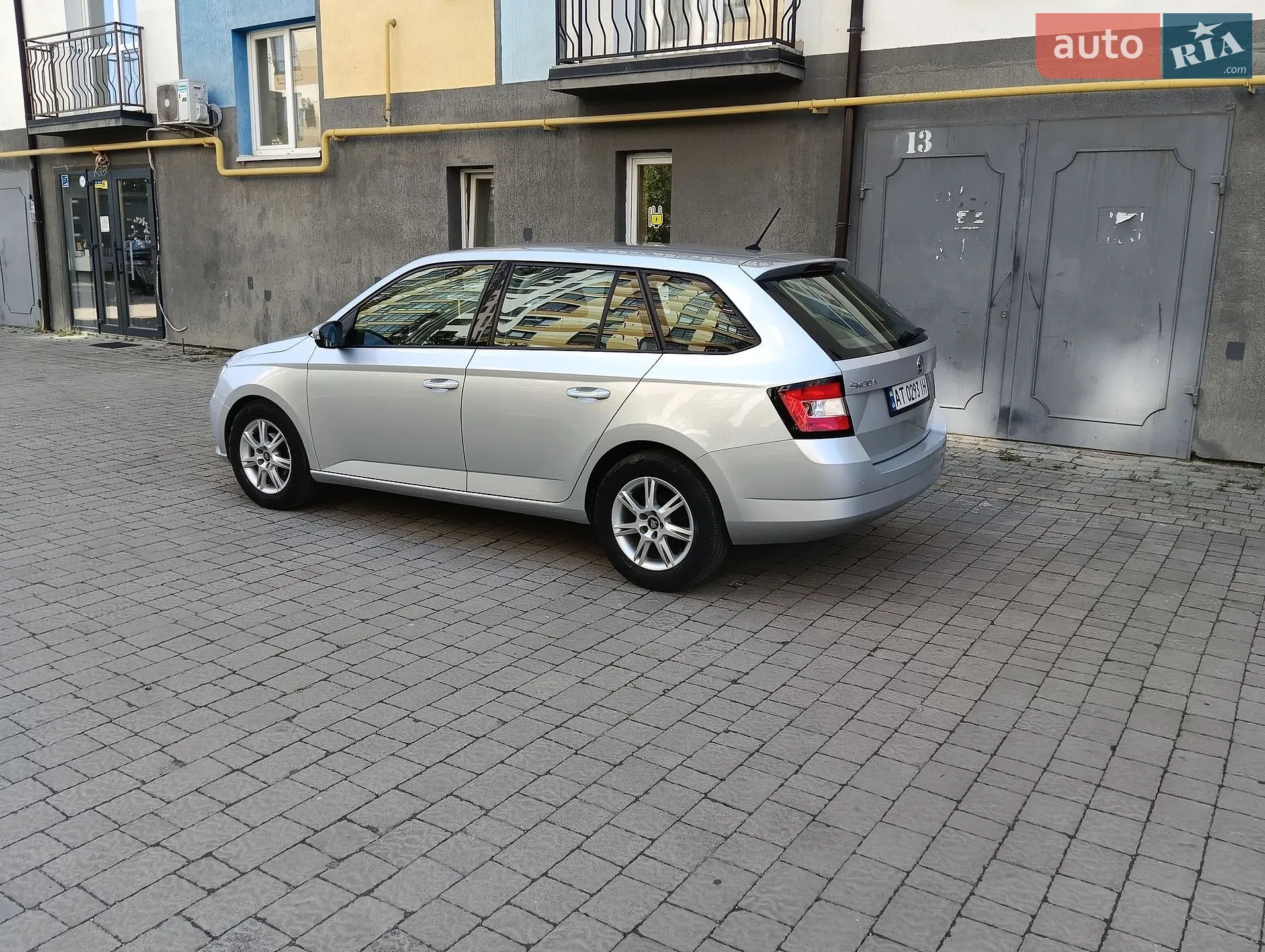 2015 Skoda Fabia - мініатюра 2