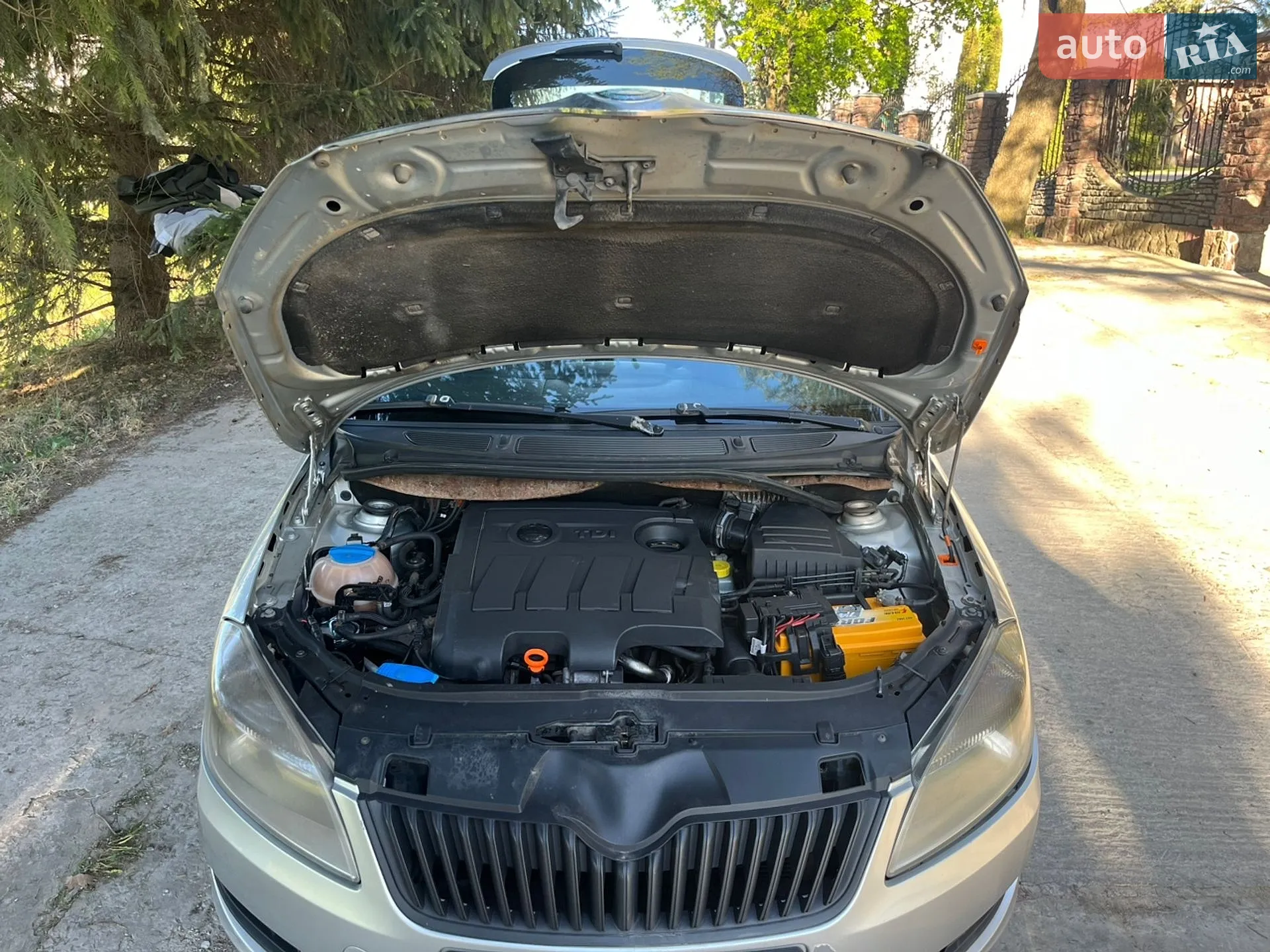 2011 Skoda Fabia - мініатюра 6