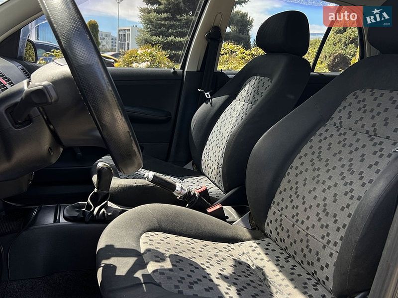 Хэтчбек Skoda Fabia 2007 в Львове