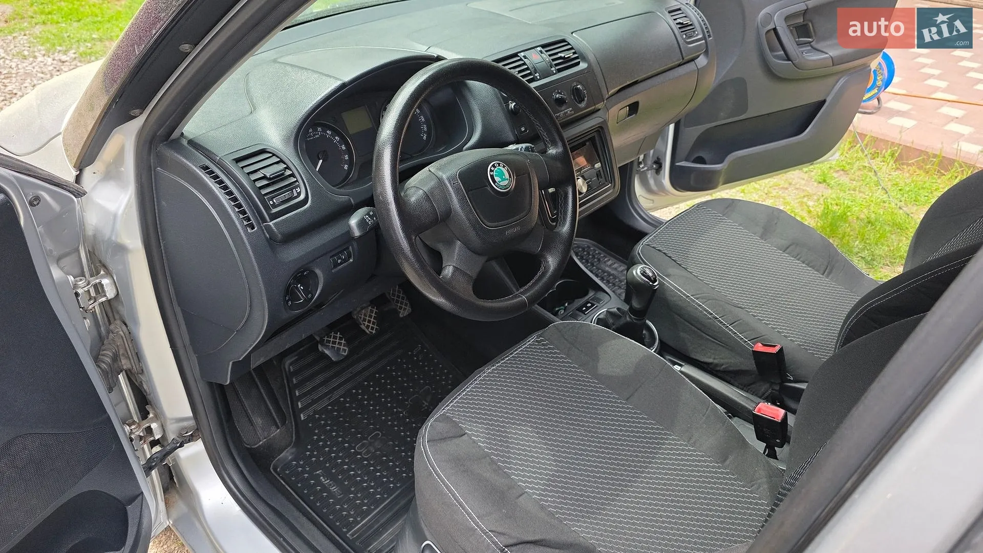 2011 Skoda Fabia - мініатюра 34