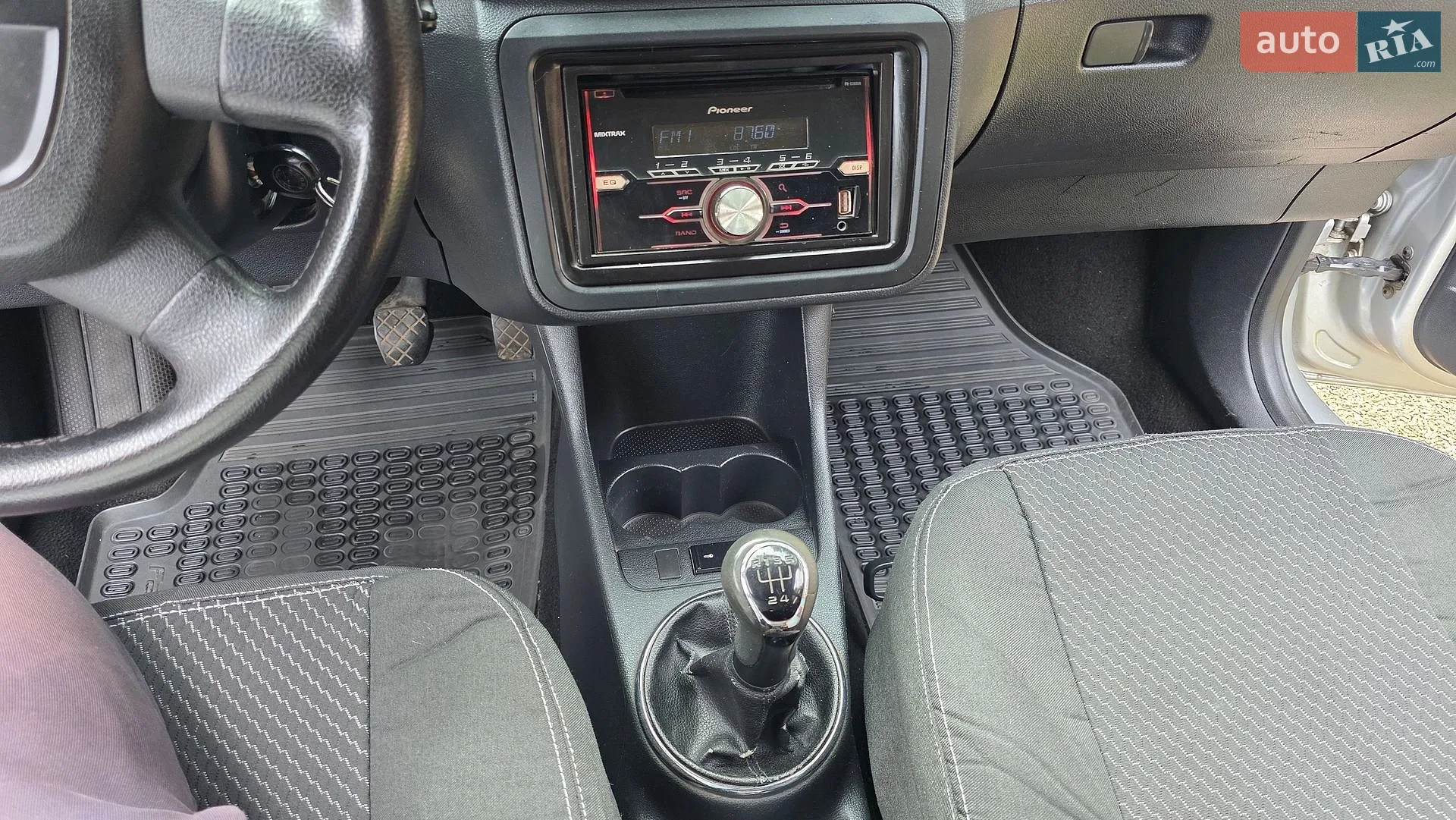 2011 Skoda Fabia - мініатюра 40