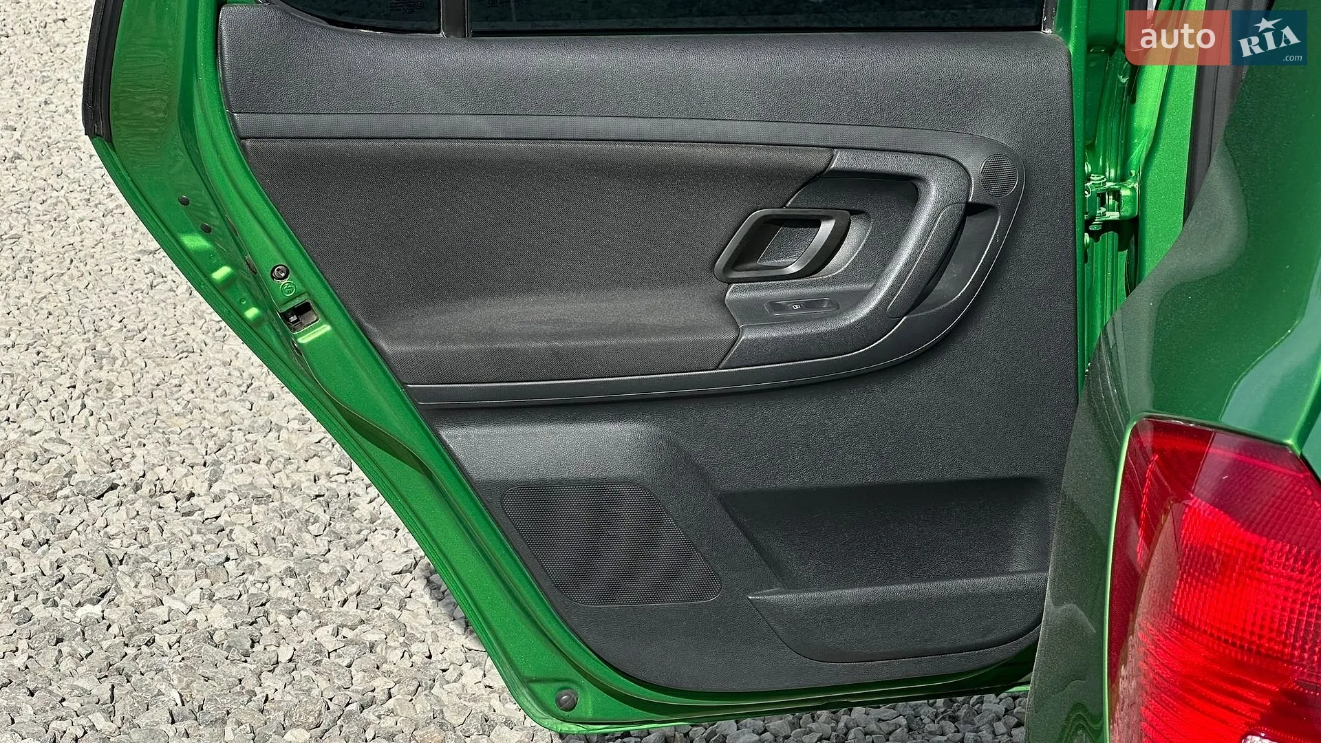 2010 Skoda Fabia - мініатюра 75
