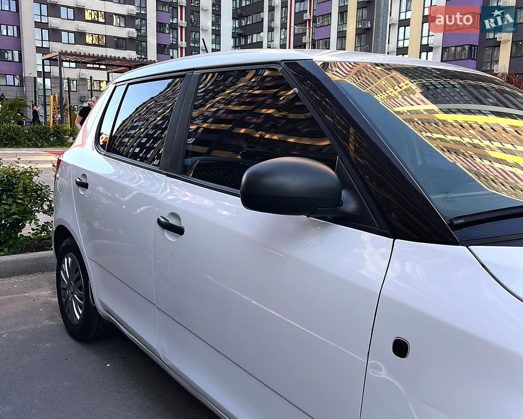 2012 Skoda Fabia - мініатюра 4