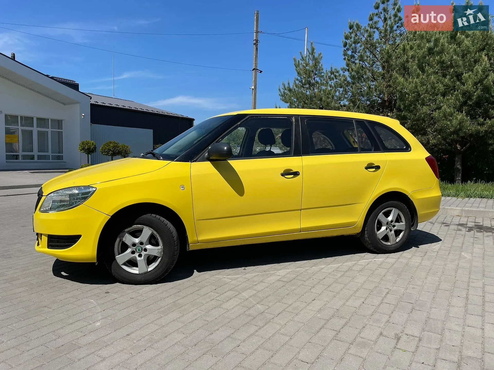 2011 Skoda Fabia - мініатюра 7