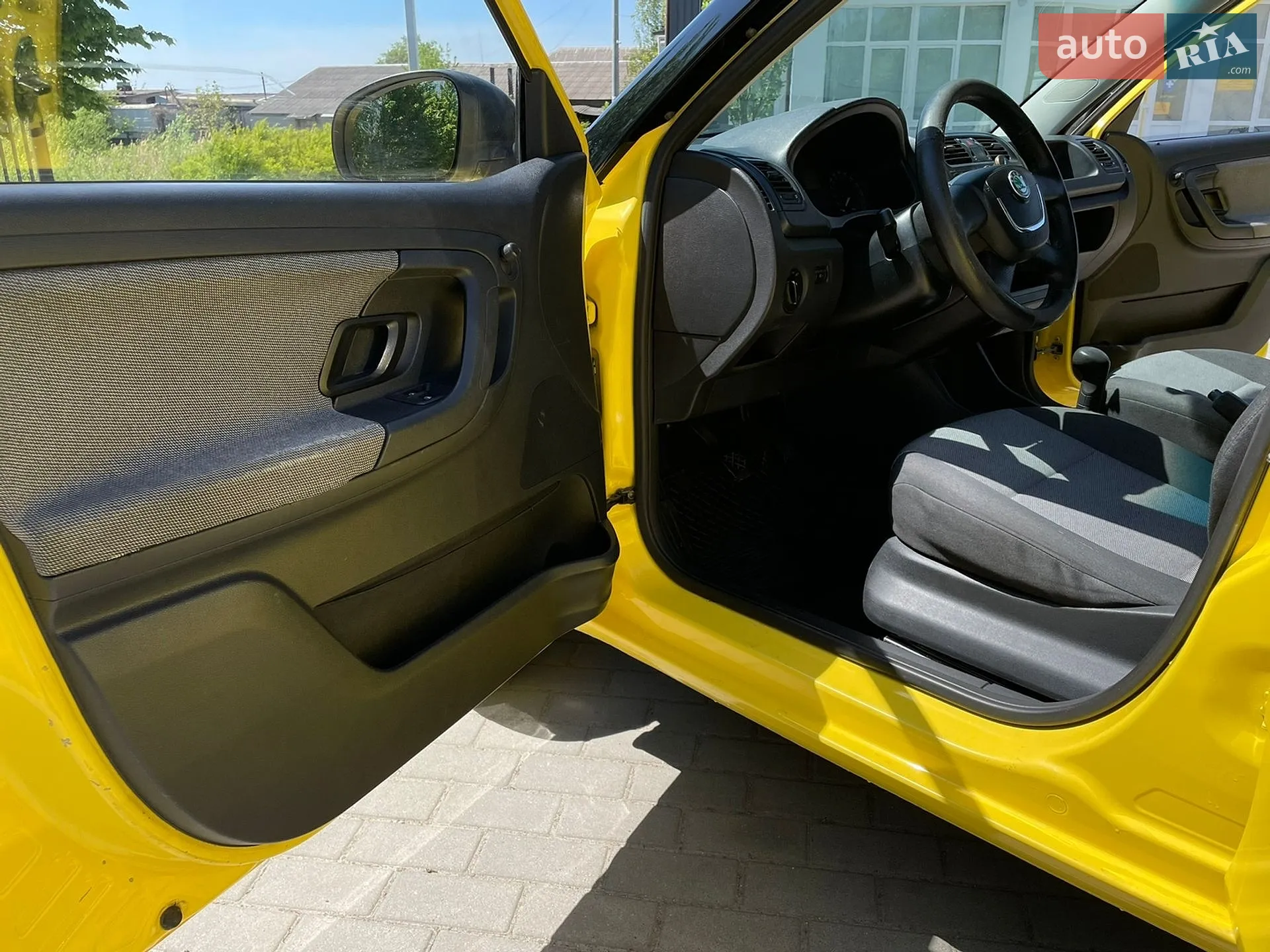 2011 Skoda Fabia - мініатюра 21