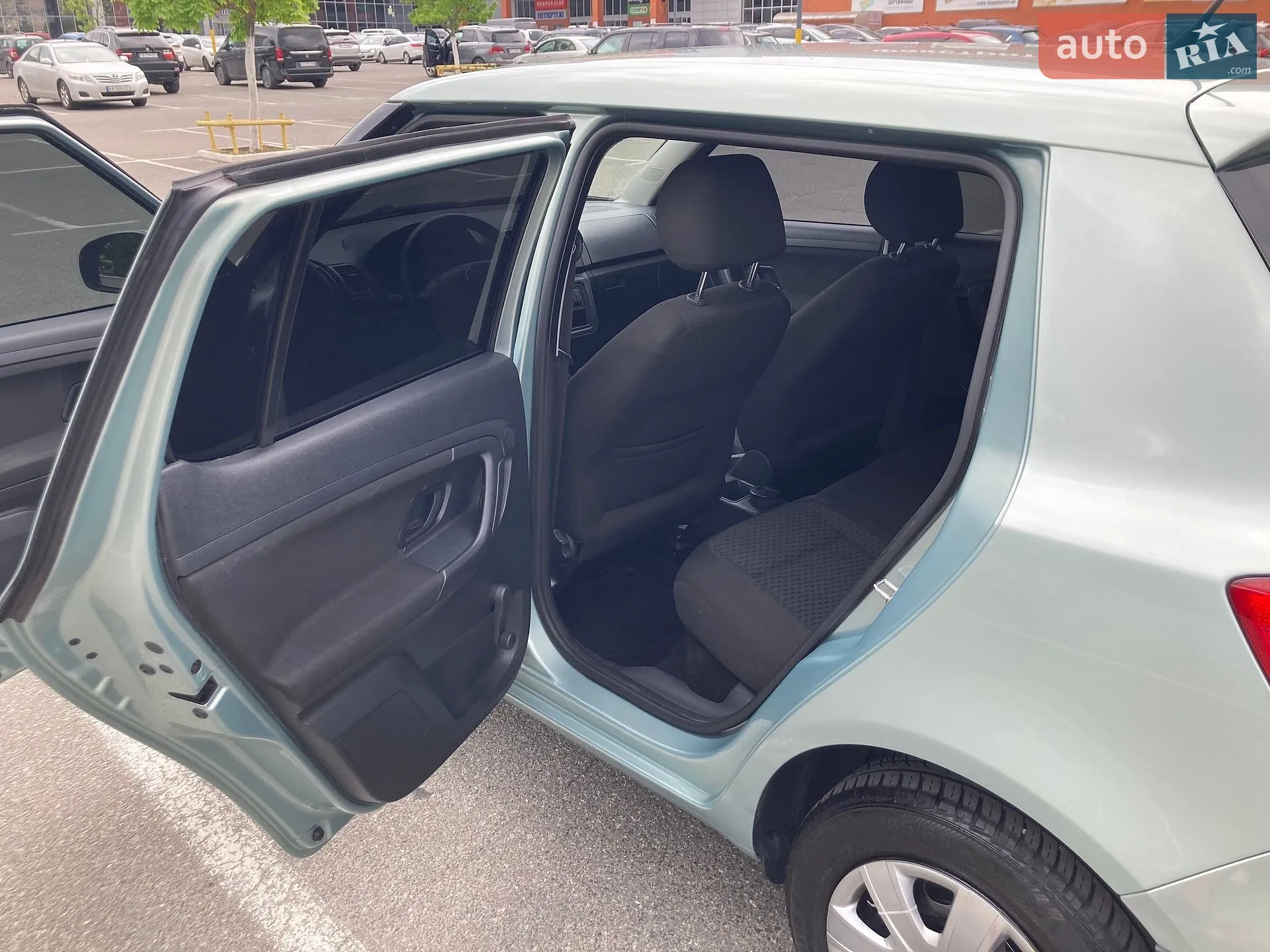 2012 Skoda Fabia - мініатюра 11
