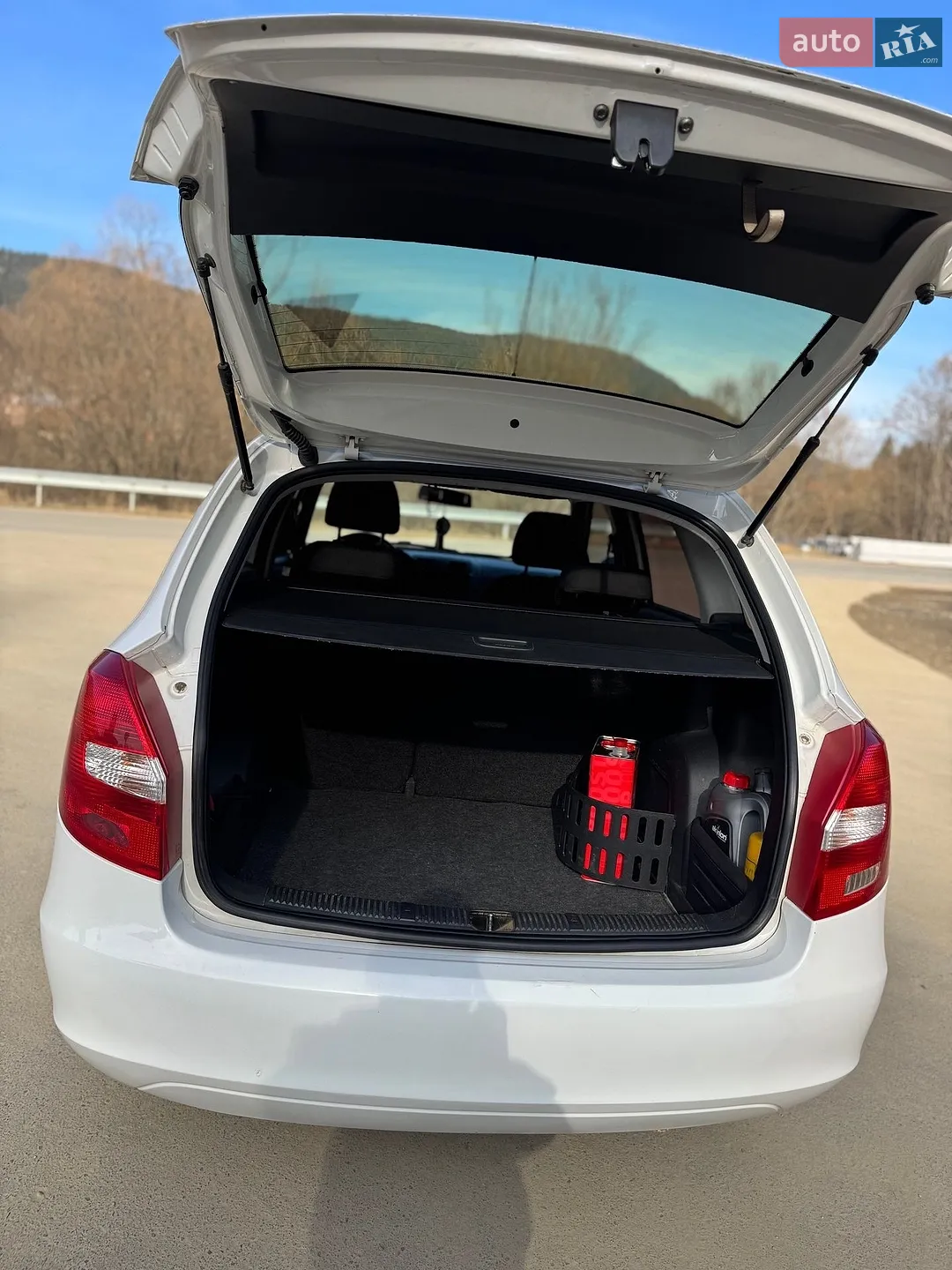 2010 Skoda Fabia - мініатюра 7
