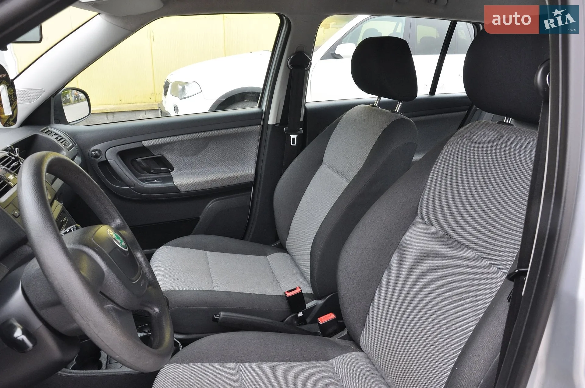 2011 Skoda Fabia - мініатюра 20