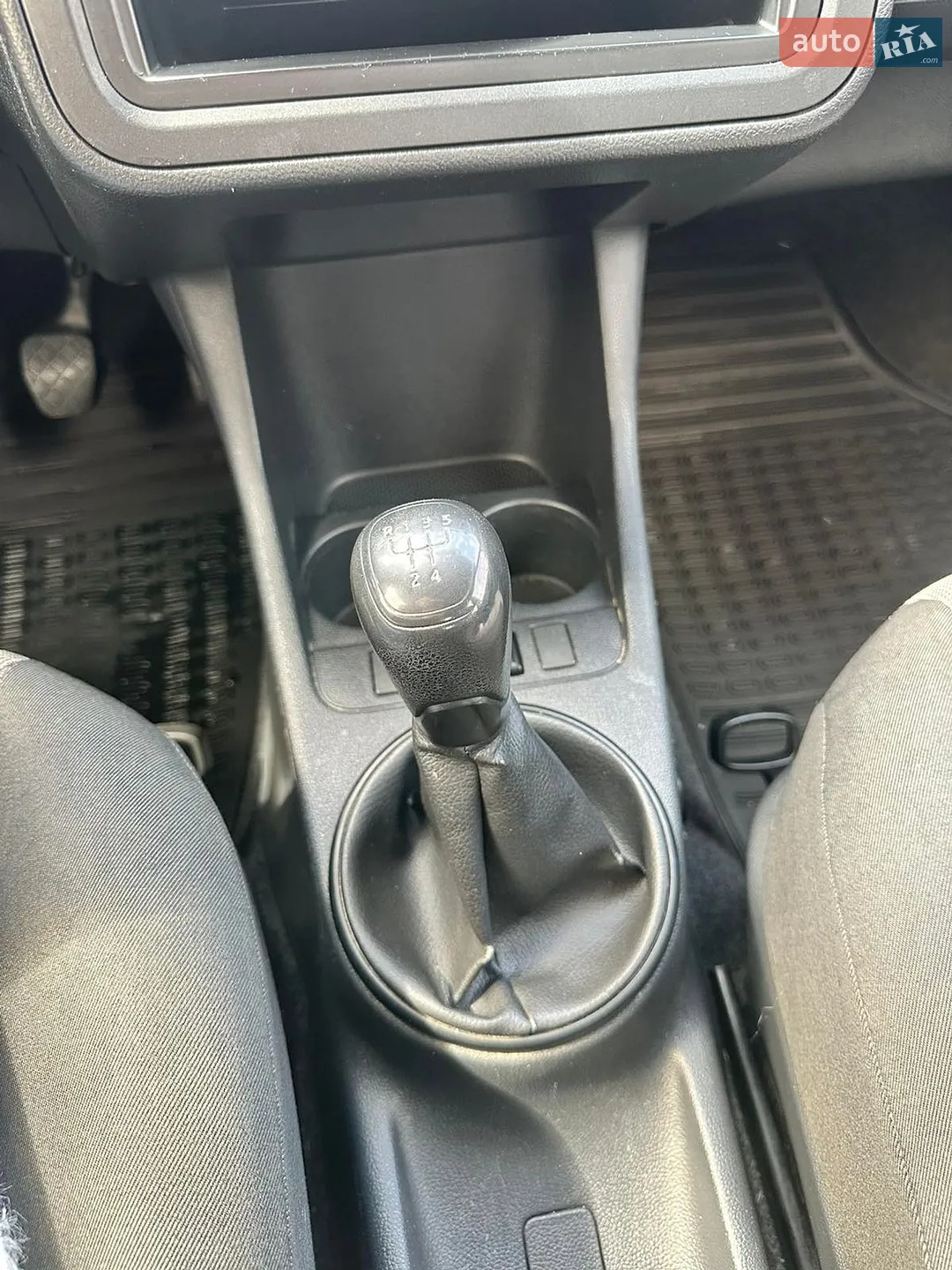 2014 Skoda Fabia - мініатюра 6