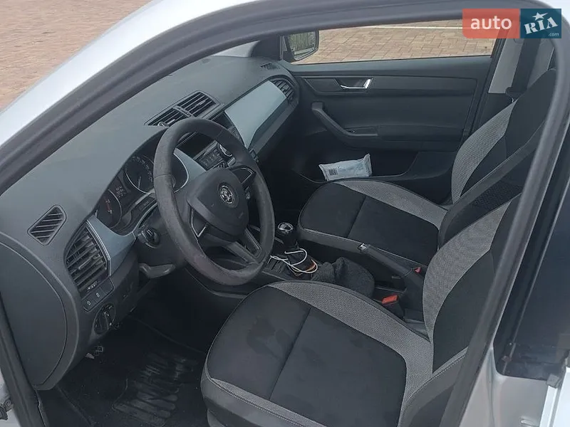 Skoda Fabia 2017 VIN TMBEB2NJ2JB500468 фото оголошення 38 з 75