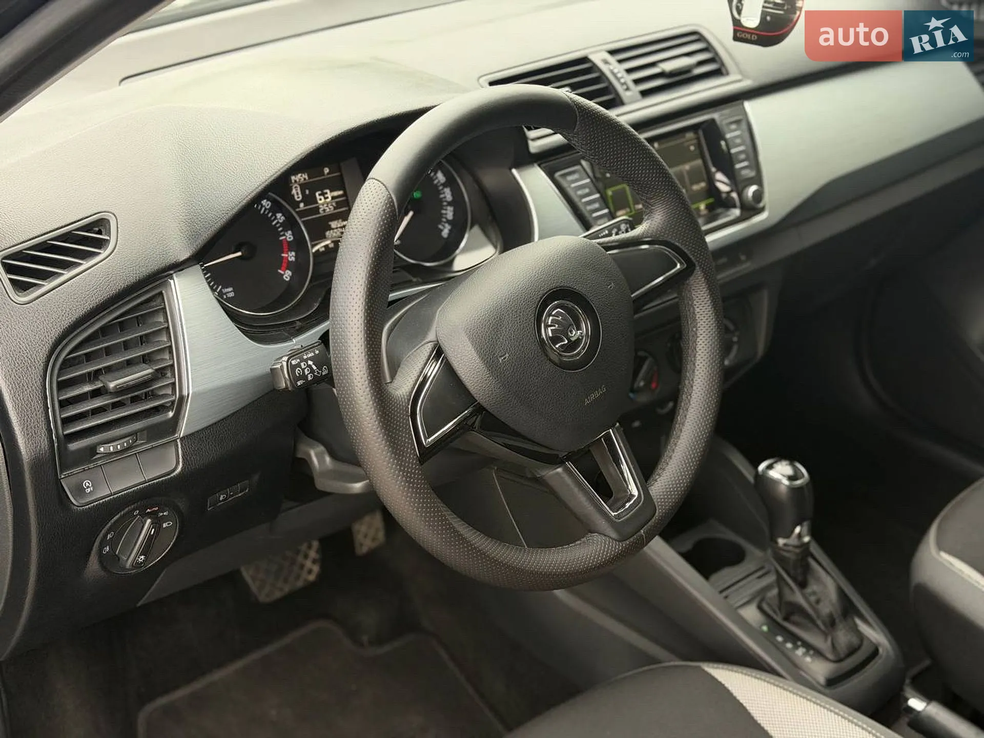 2015 Skoda Fabia - мініатюра 18