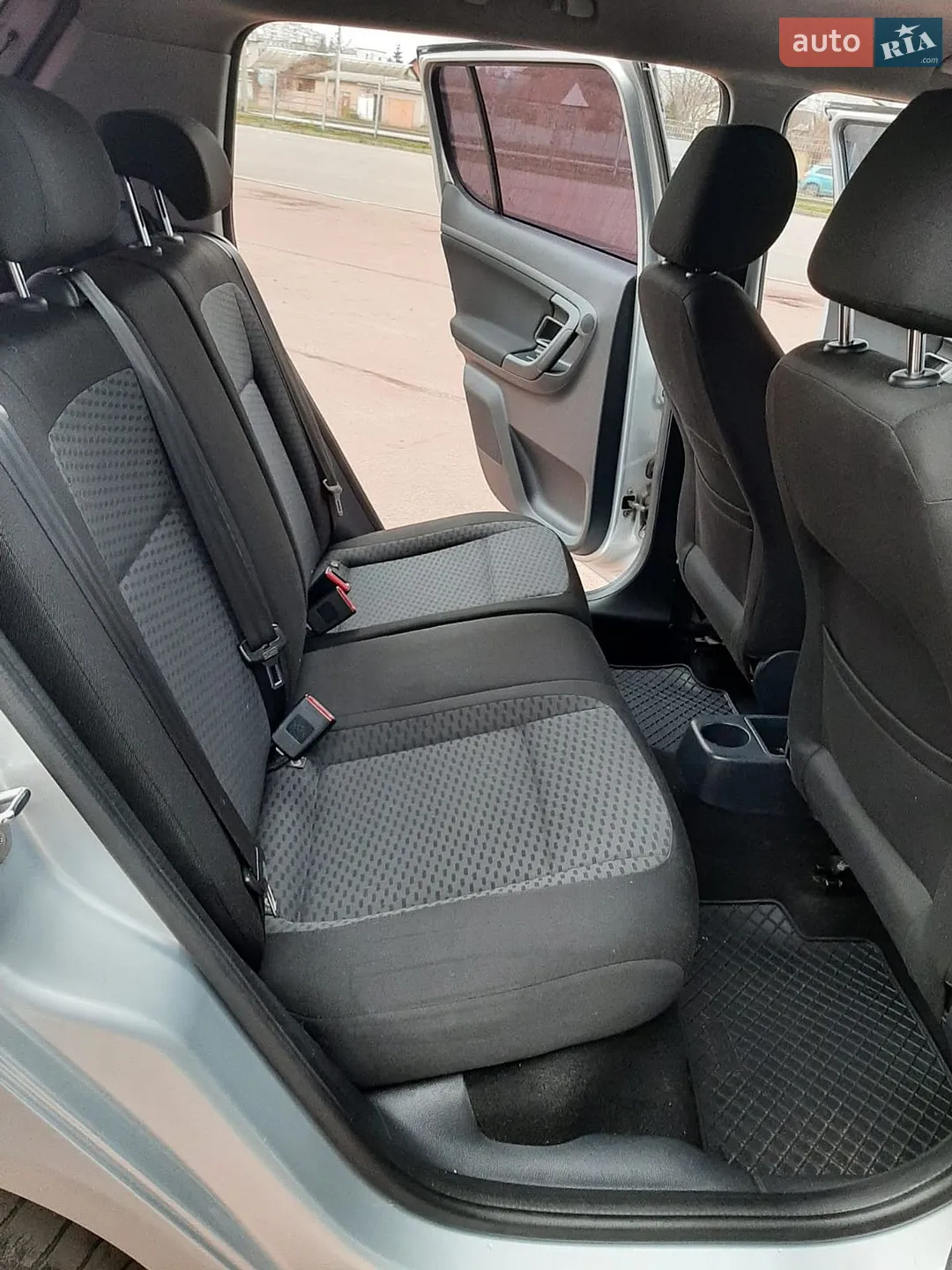 2014 Skoda Fabia - мініатюра 18