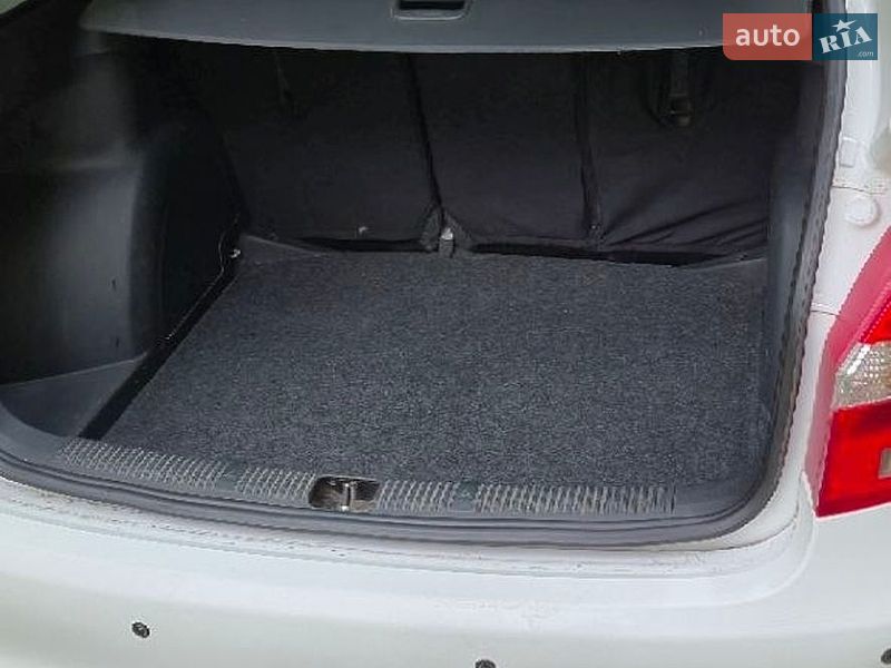 Универсал Skoda Fabia 2011 в Тернополе