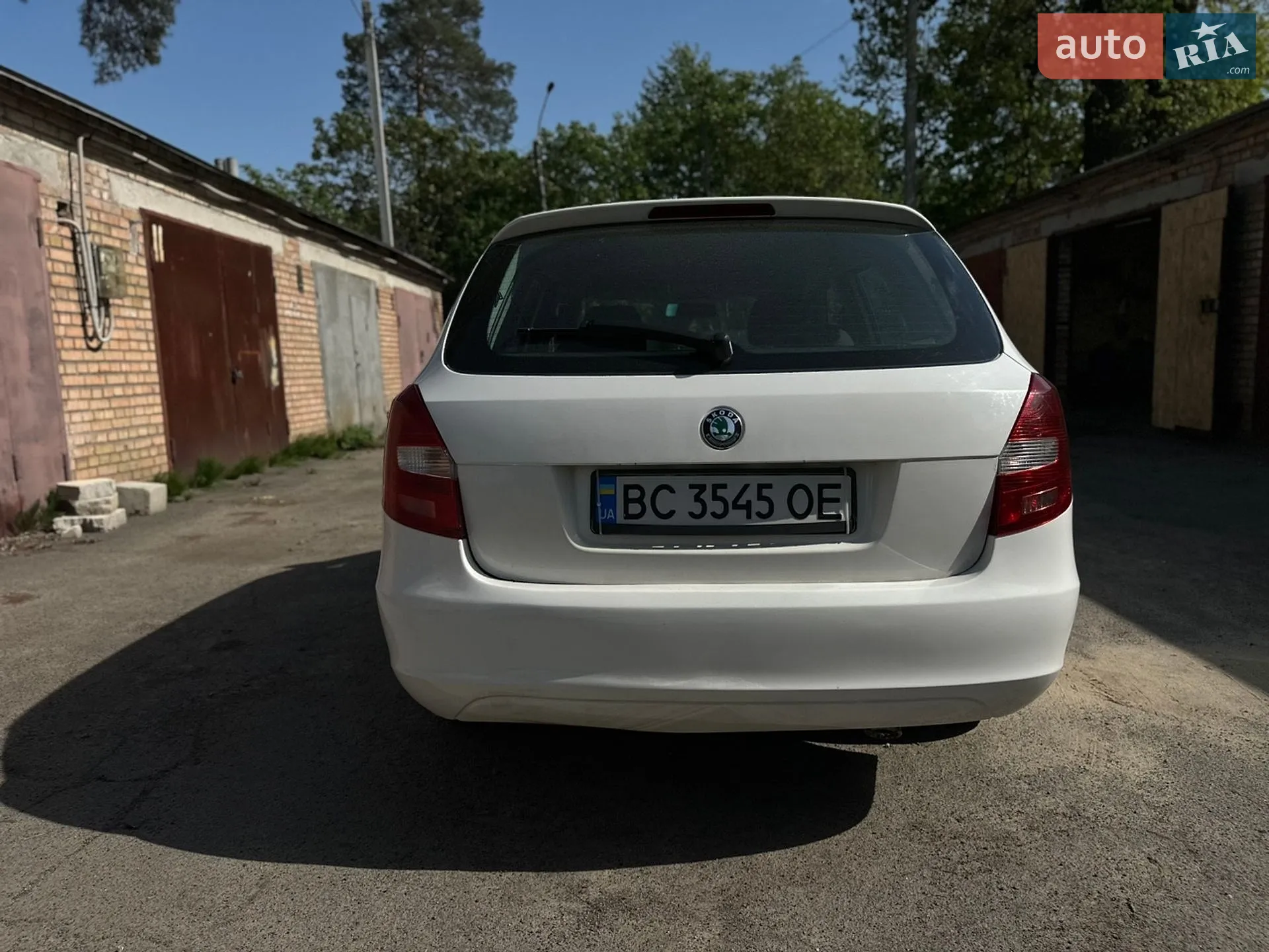 2010 Skoda Fabia - мініатюра 3