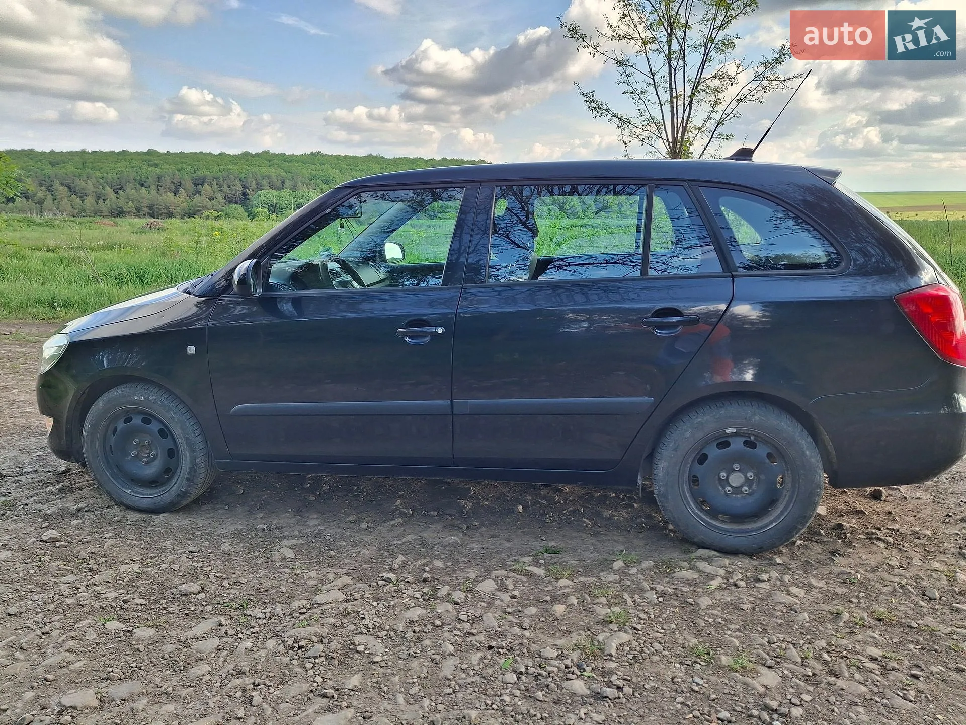 2010 Skoda Fabia - мініатюра 4