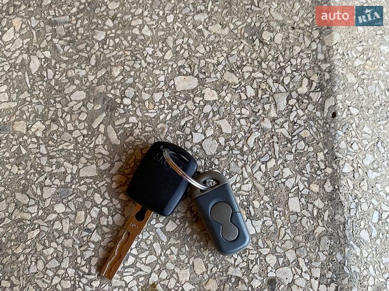 Универсал Skoda Fabia 2001 в Ужгороде