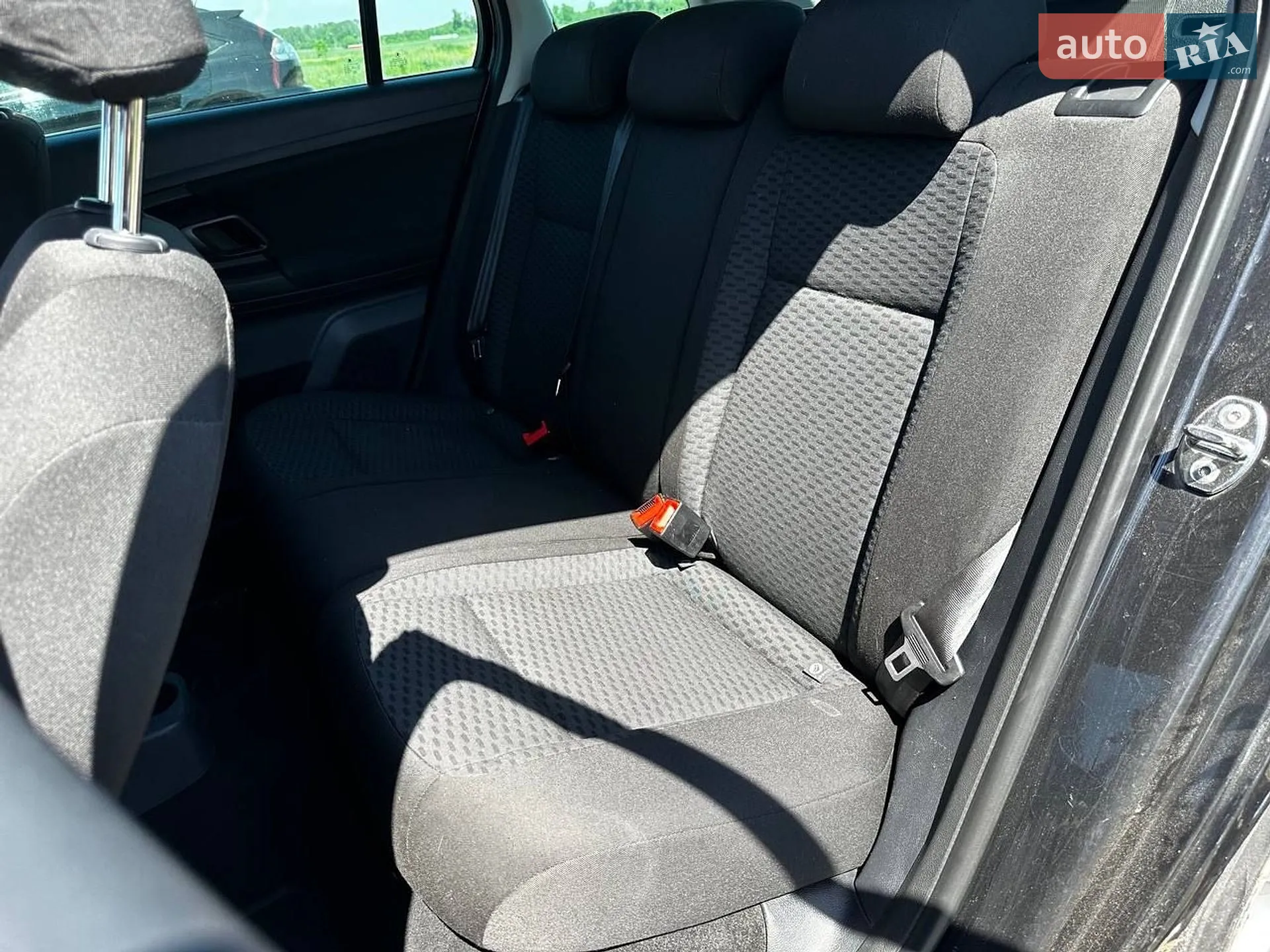 2010 Skoda Fabia - мініатюра 12