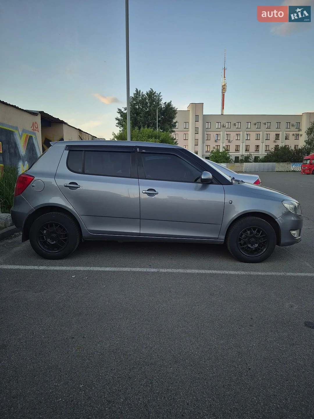 2013 Skoda Fabia - мініатюра 3