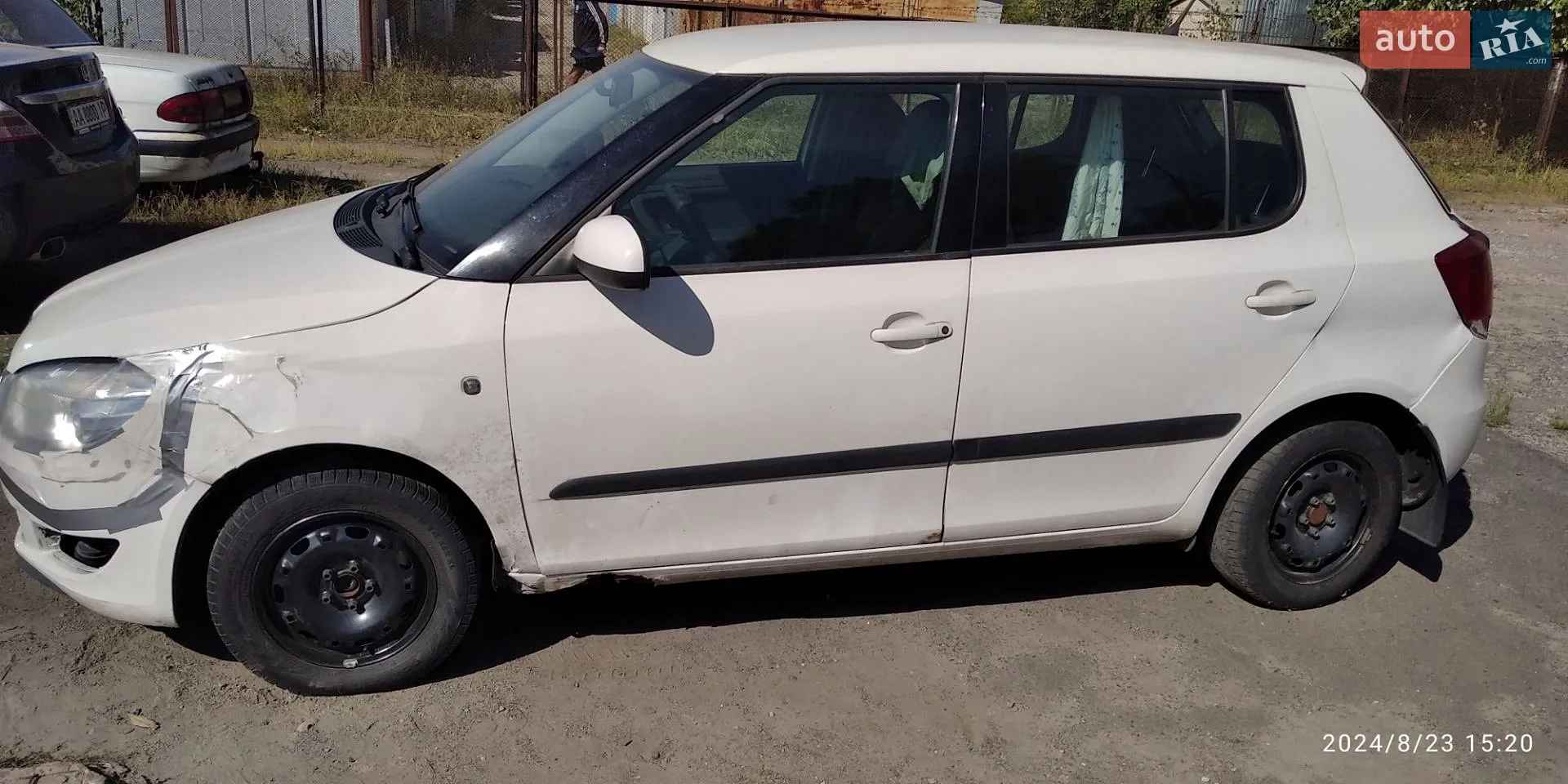 2011 Skoda Fabia - мініатюра 3