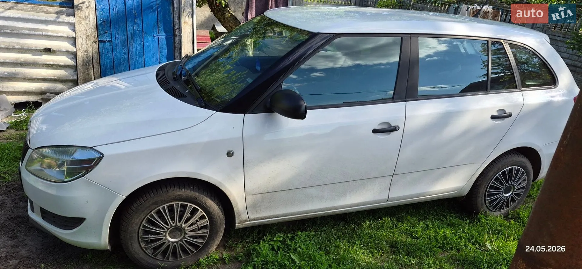 2013 Skoda Fabia - мініатюра 2