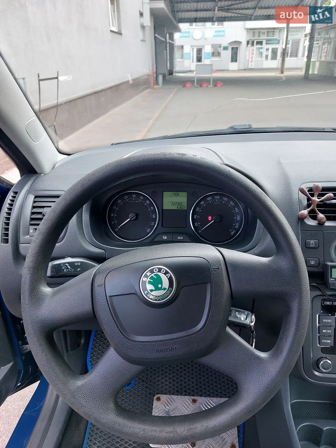 2011 Skoda Fabia - мініатюра 17