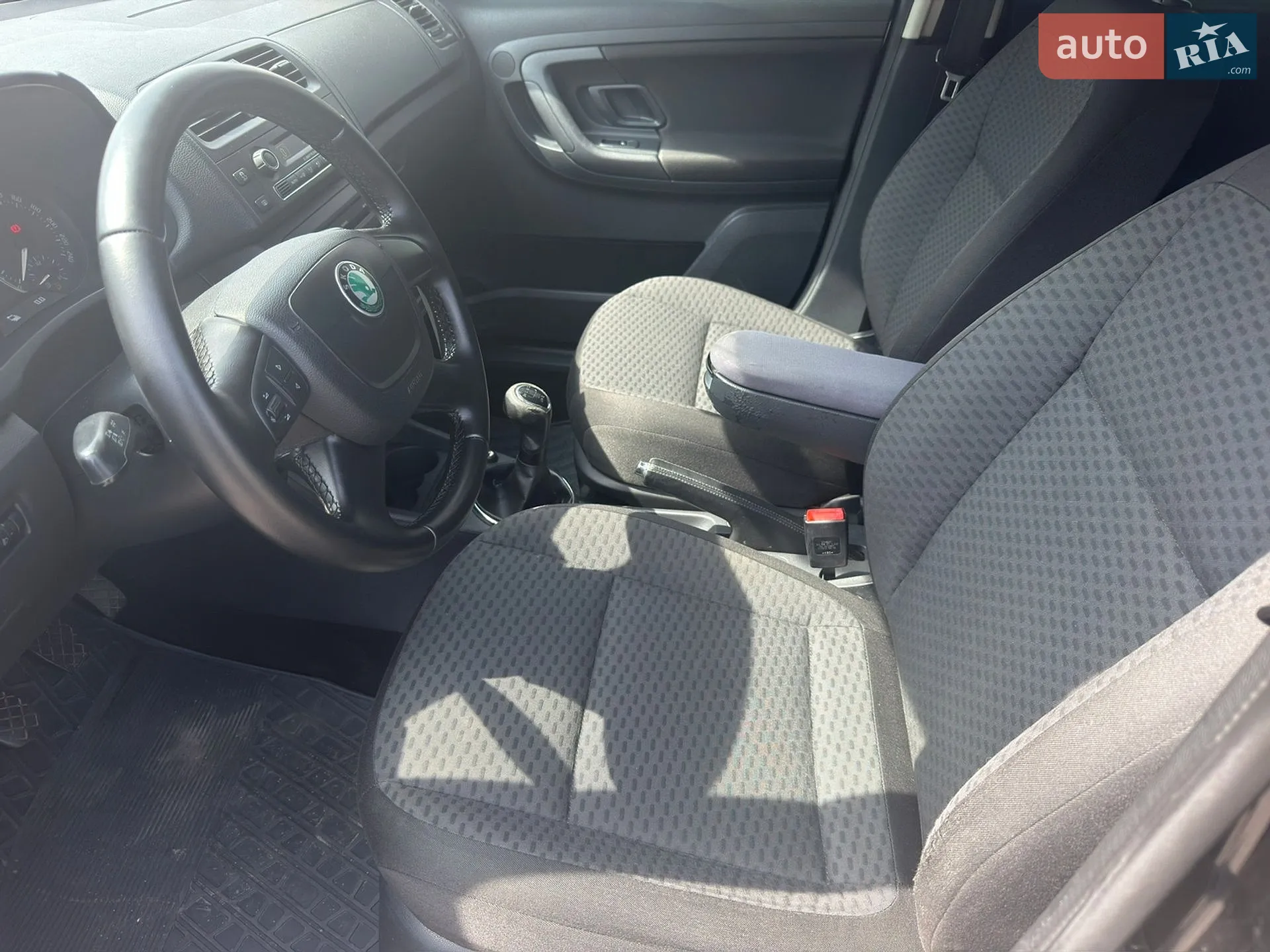 2012 Skoda Fabia - мініатюра 11