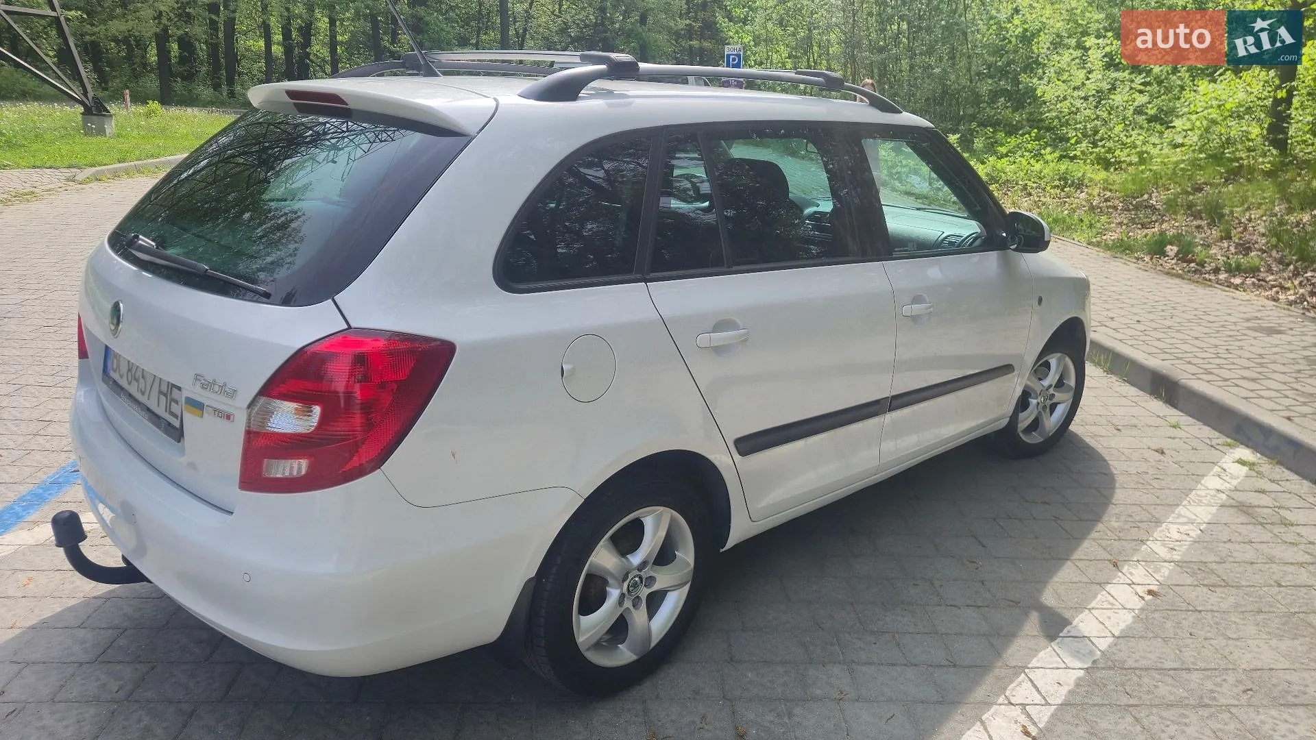 2012 Skoda Fabia - мініатюра 12