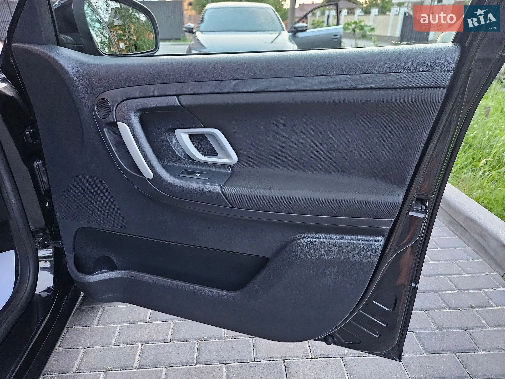 2010 Skoda Fabia - мініатюра 63