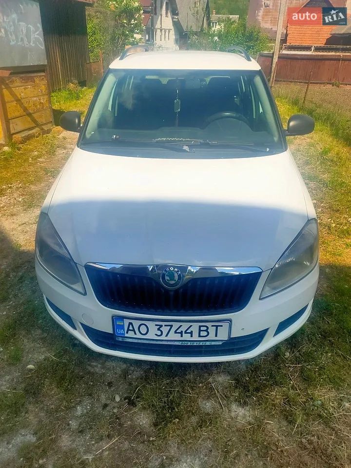 2012 Skoda Fabia - мініатюра 11