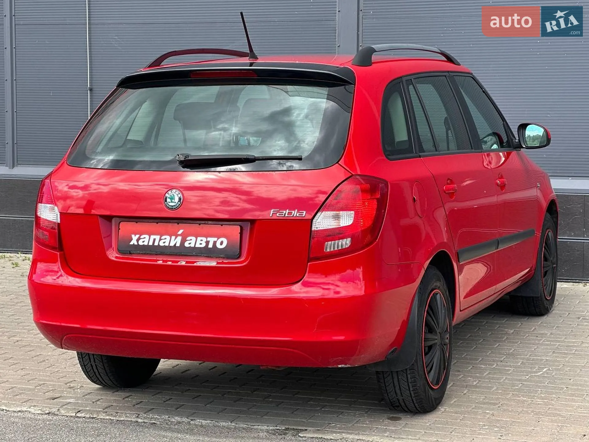 2012 Skoda Fabia - мініатюра 8