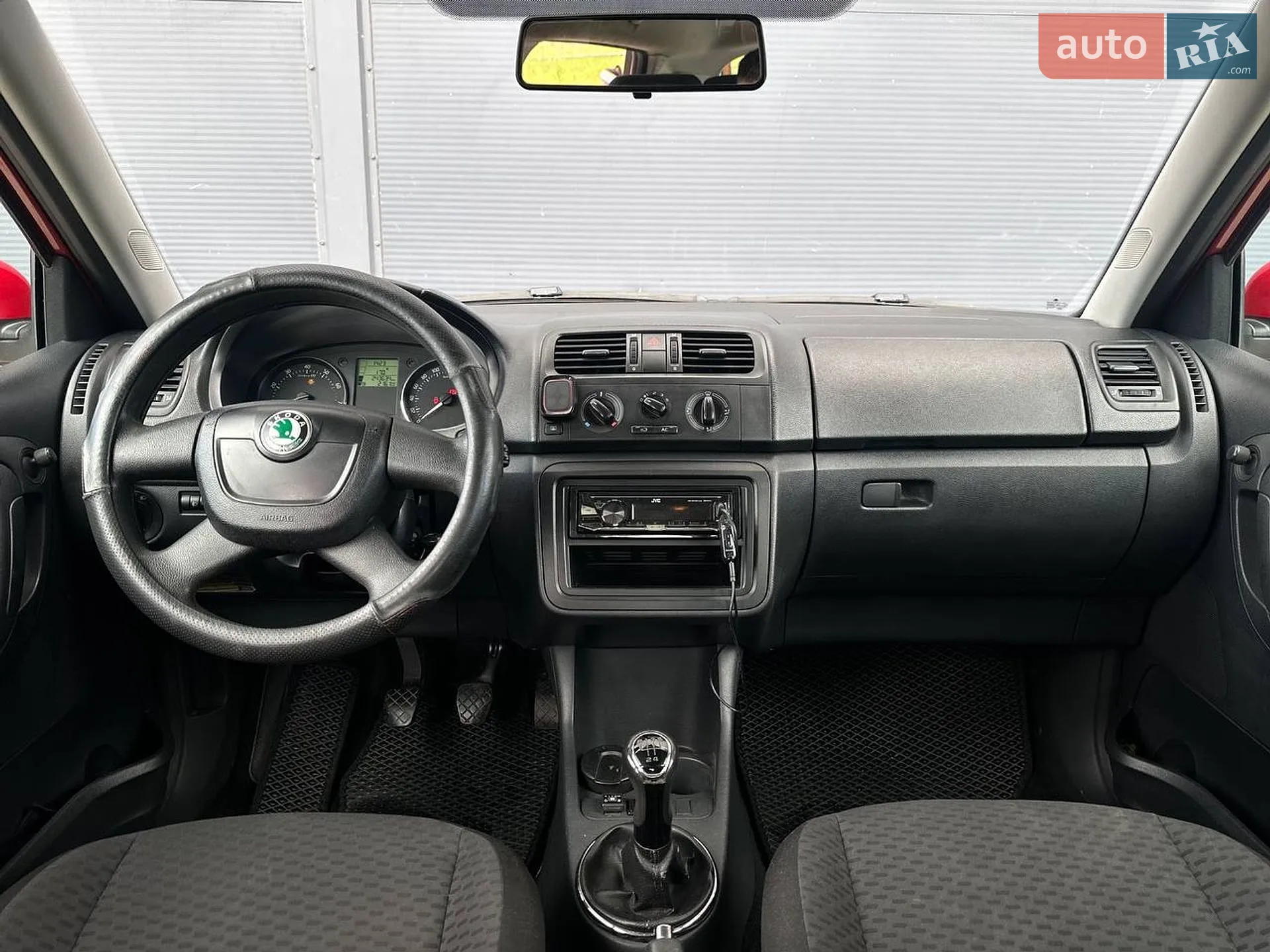 2012 Skoda Fabia - мініатюра 12