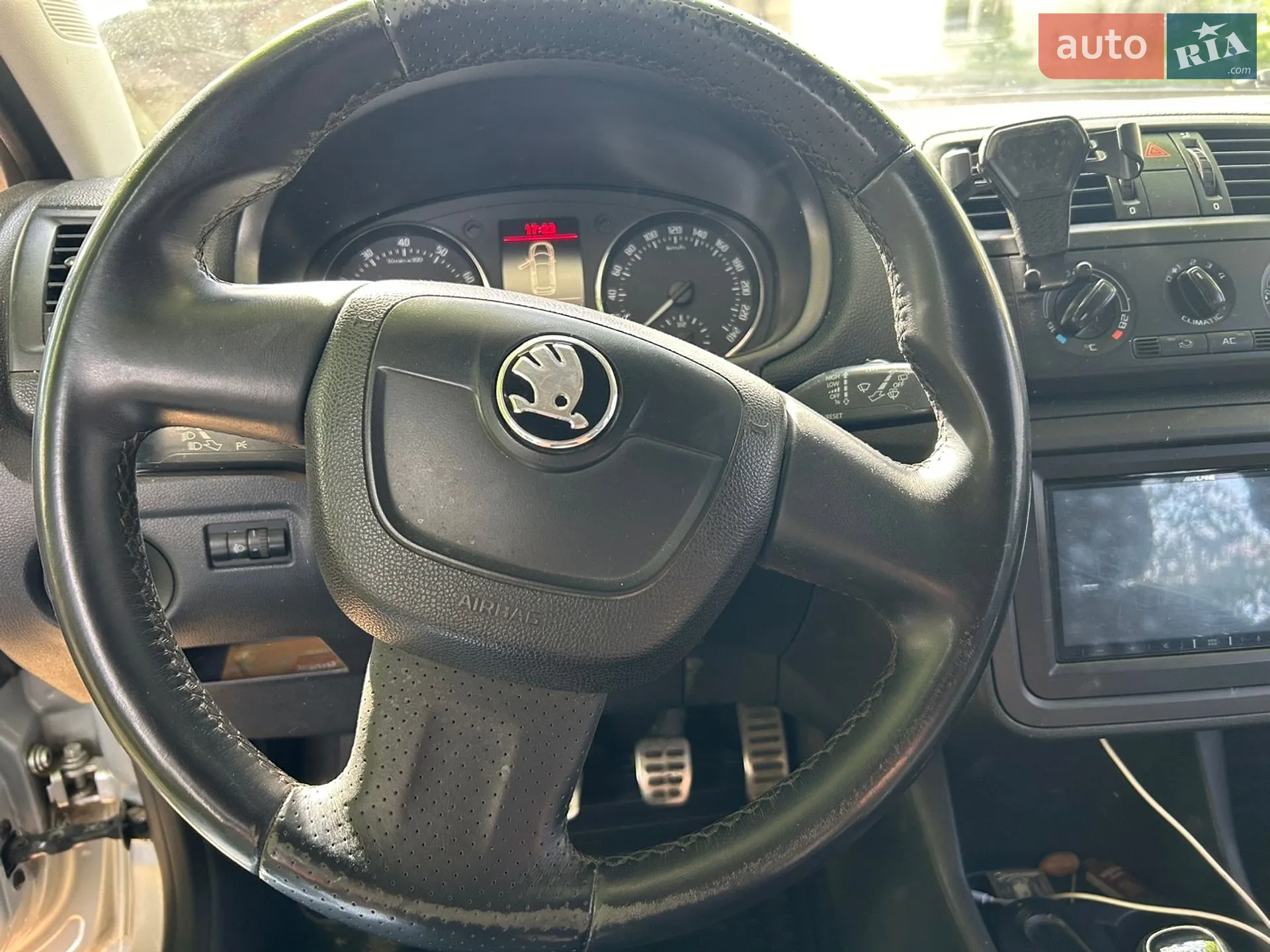 2010 Skoda Fabia - мініатюра 33