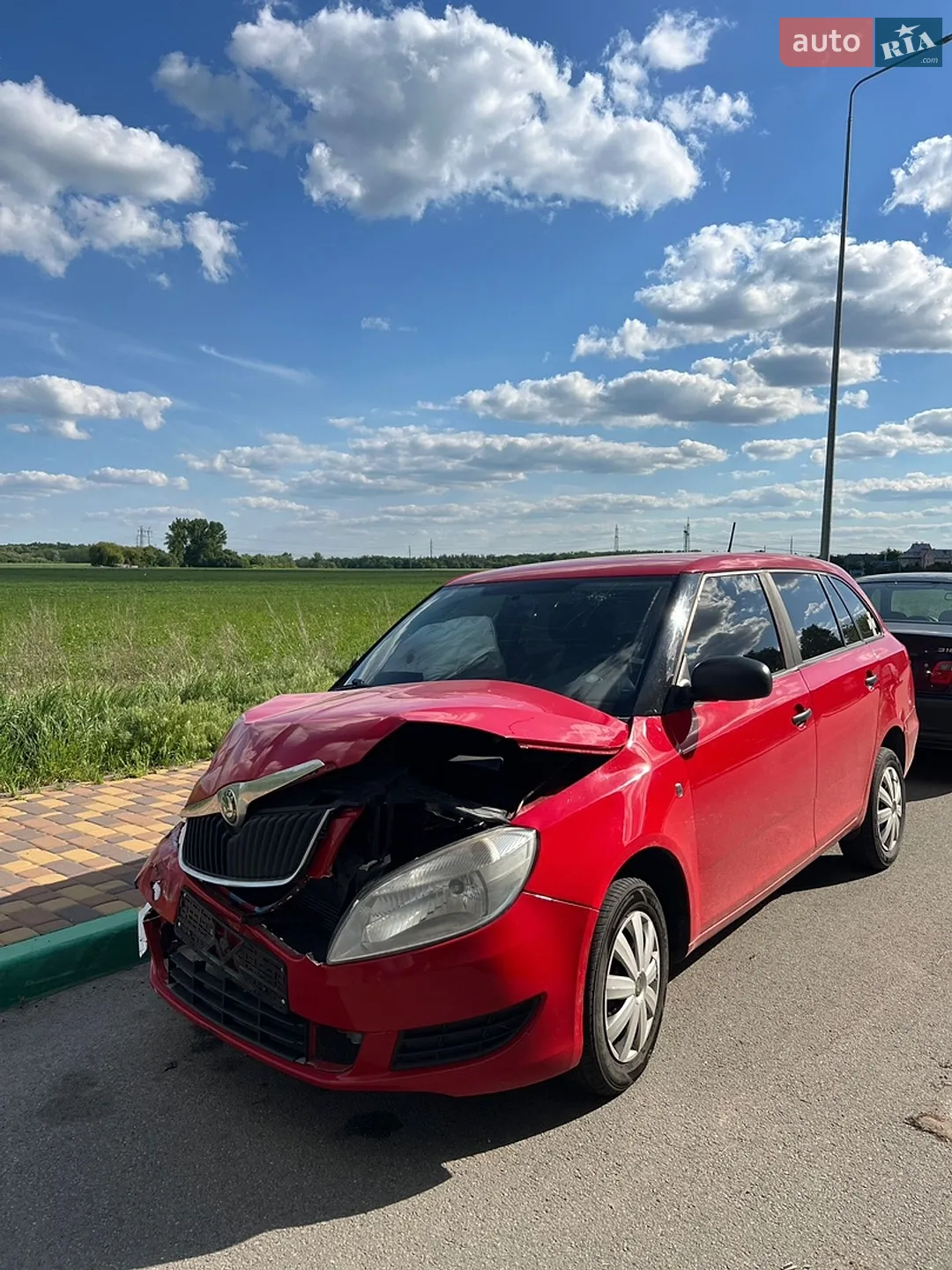 2012 Skoda Fabia - мініатюра 2