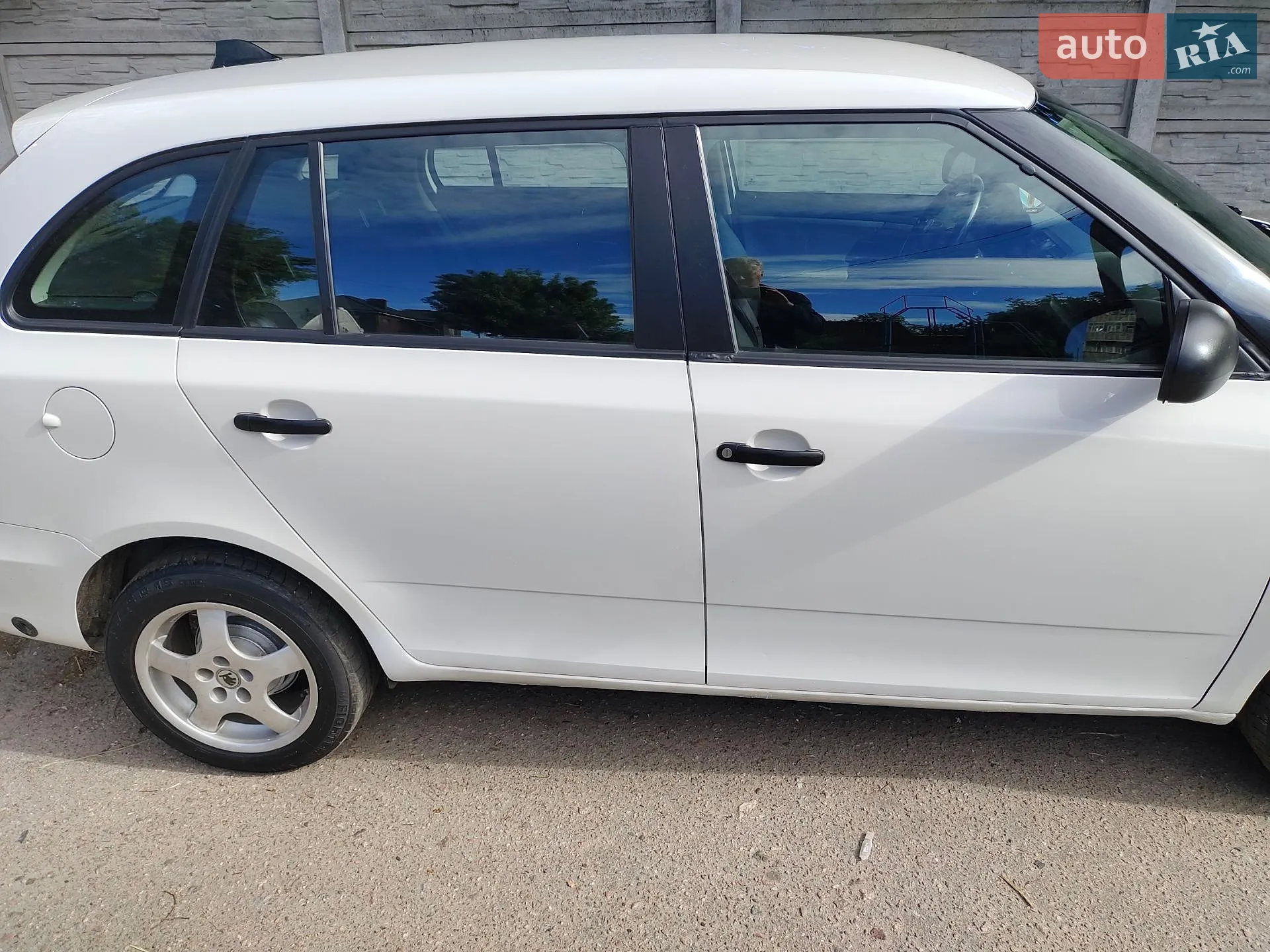 2010 Skoda Fabia - мініатюра 9