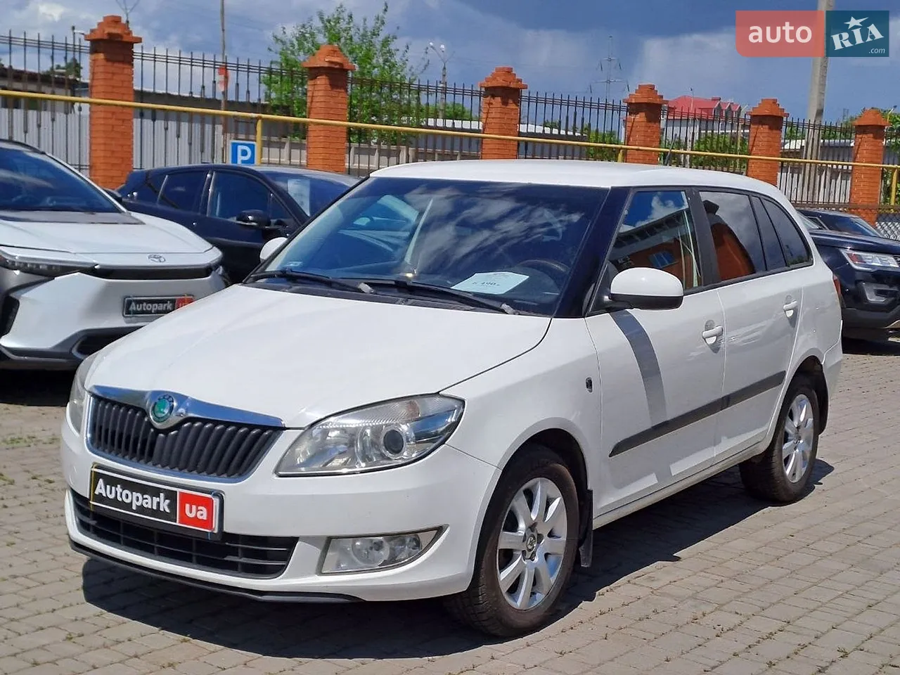 2012 Skoda Fabia - мініатюра 12