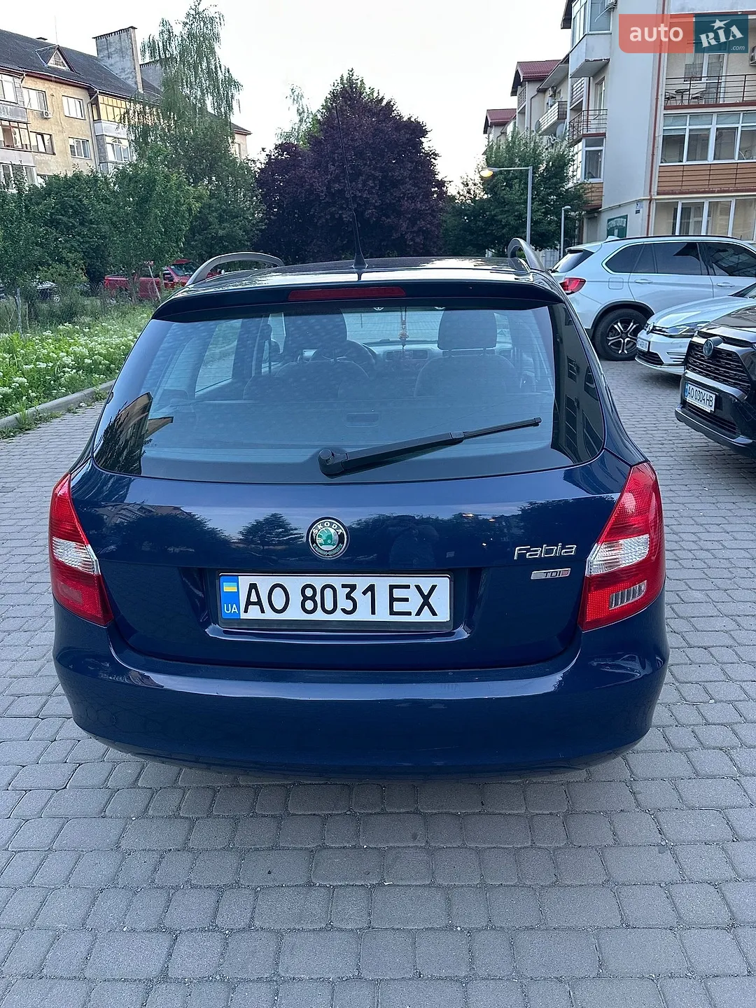 2011 Skoda Fabia - мініатюра 2