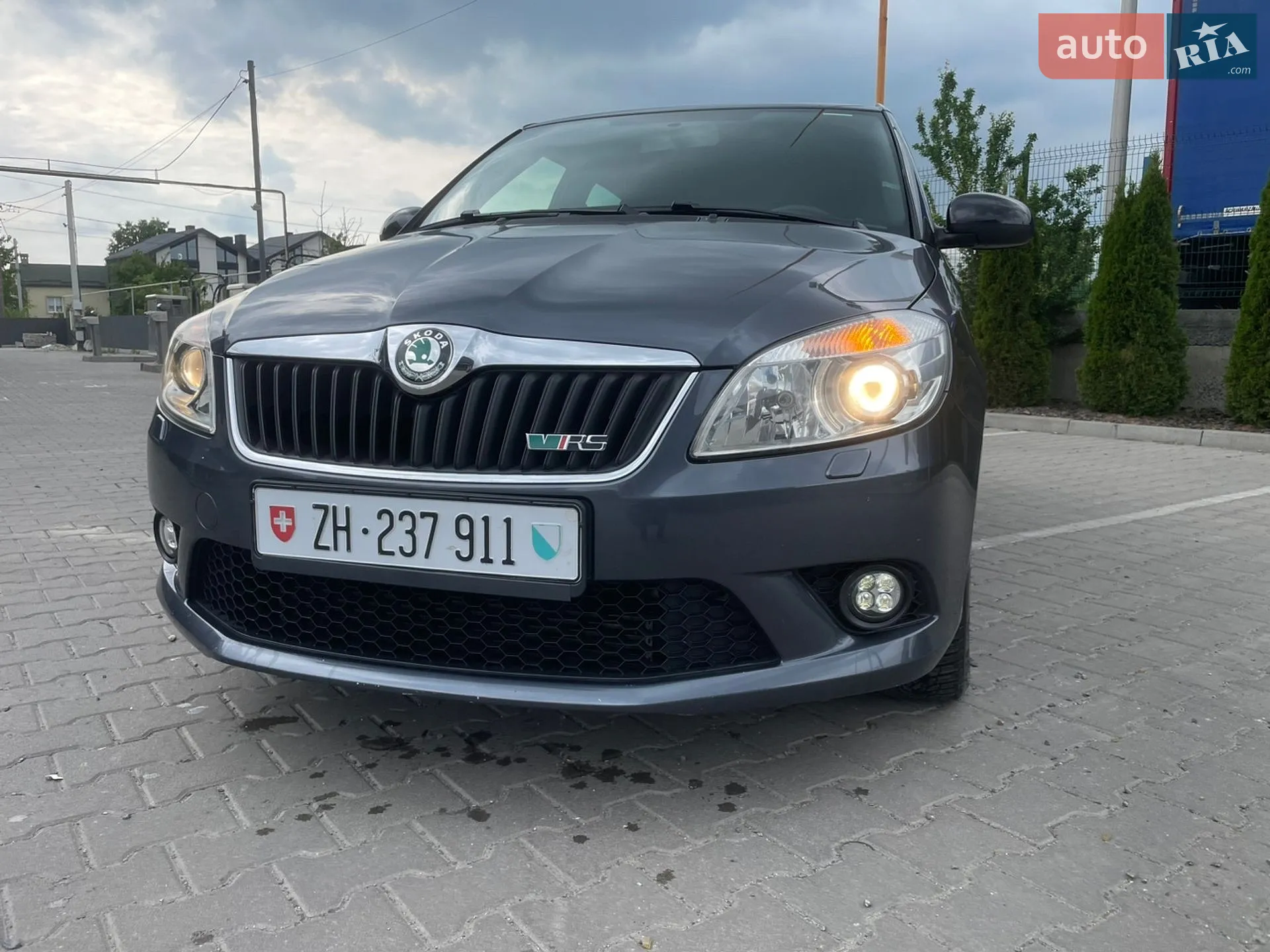 2012 Skoda Fabia - мініатюра 2