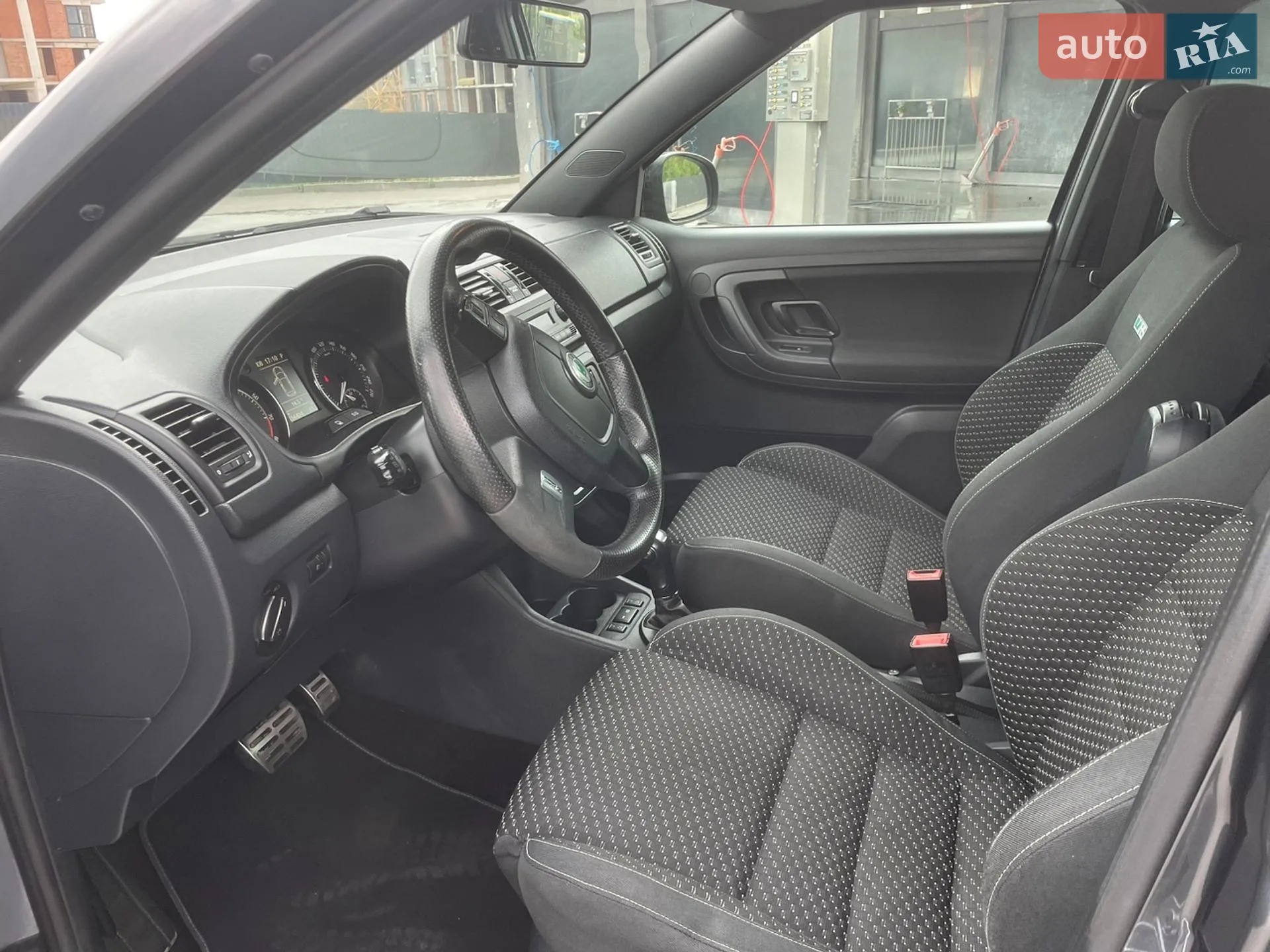 2012 Skoda Fabia - мініатюра 23