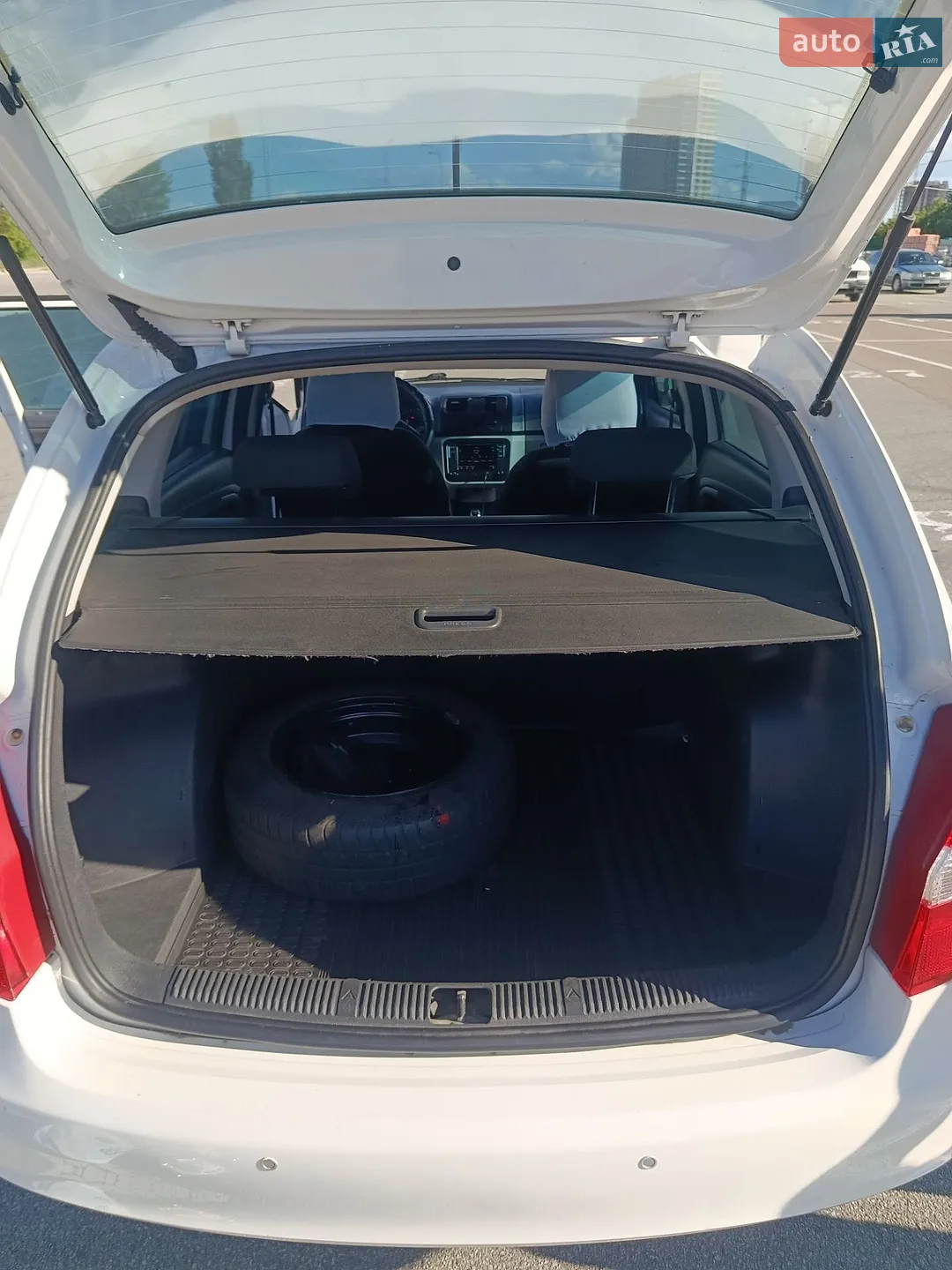2012 Skoda Fabia - мініатюра 13