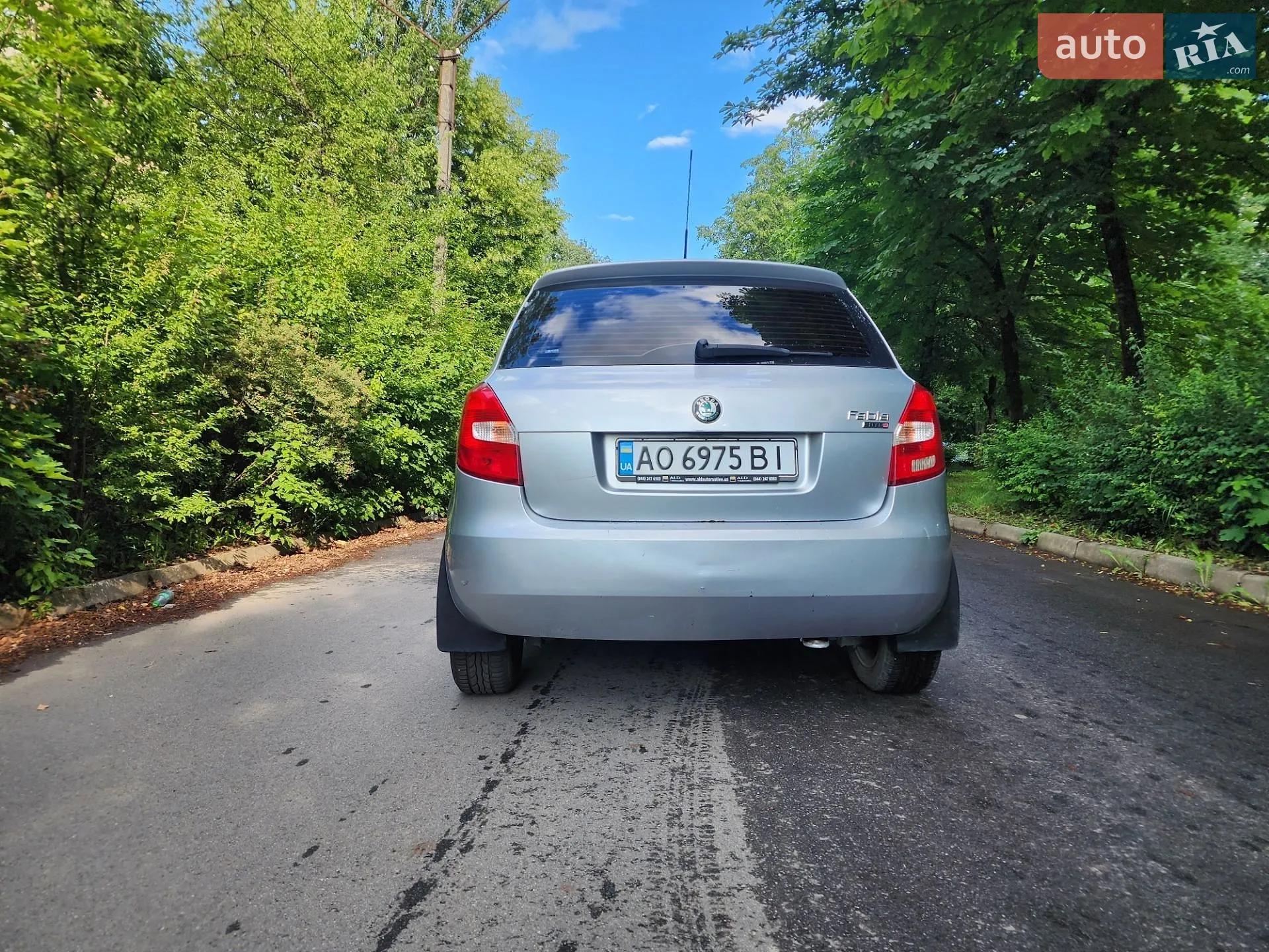 2011 Skoda Fabia - мініатюра 9
