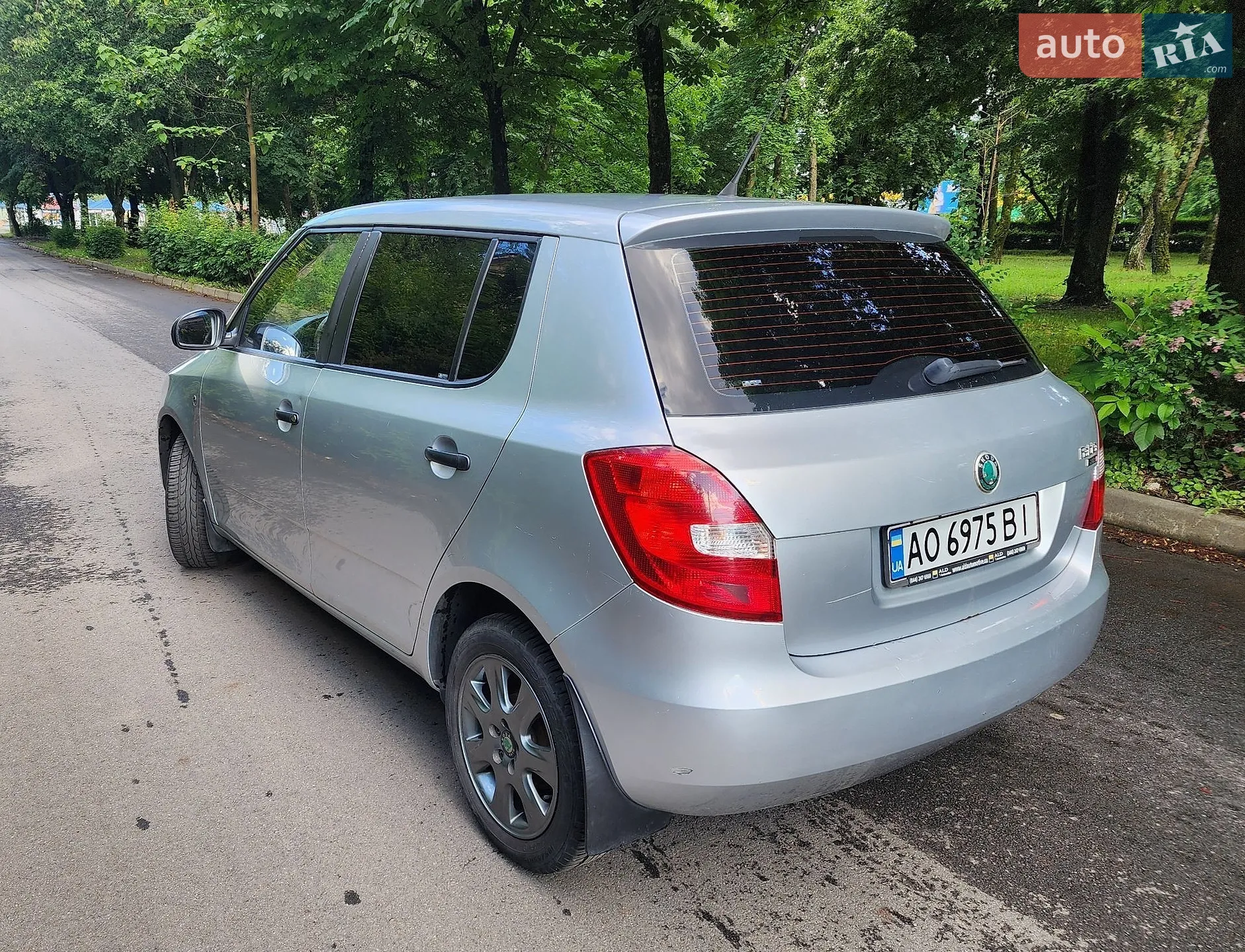 2011 Skoda Fabia - мініатюра 8